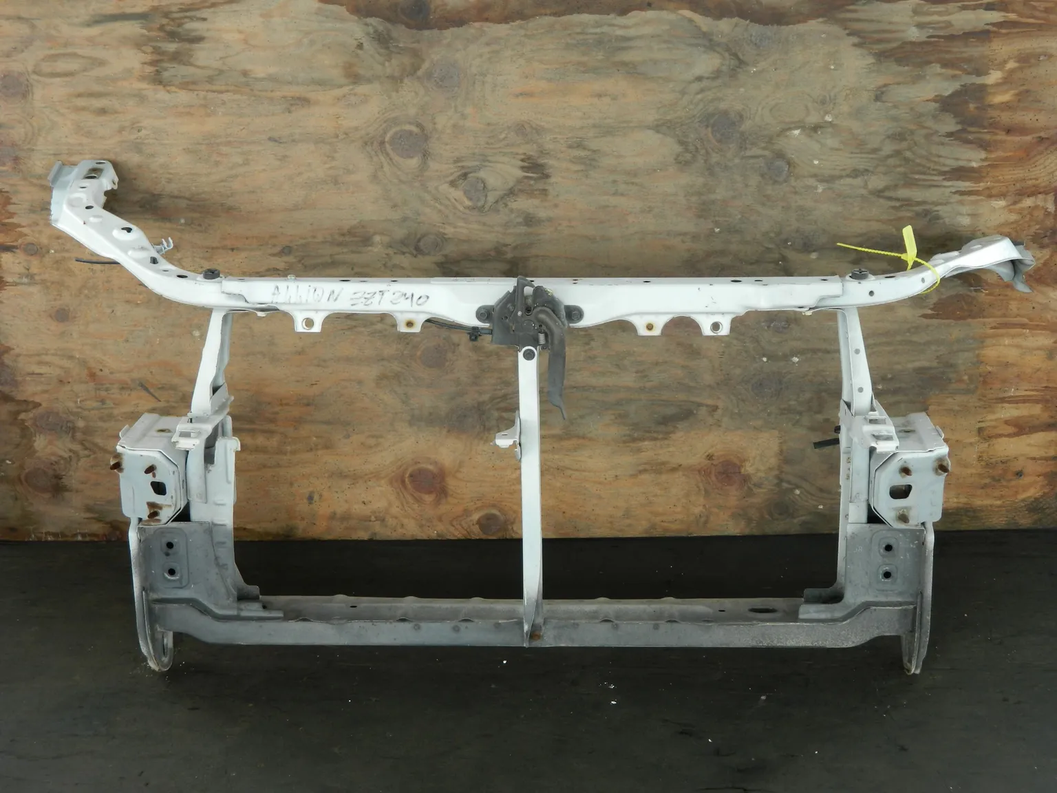 Рамка радиатора TOYOTA ALLION ZZT240 (Контрактный) 94584259
