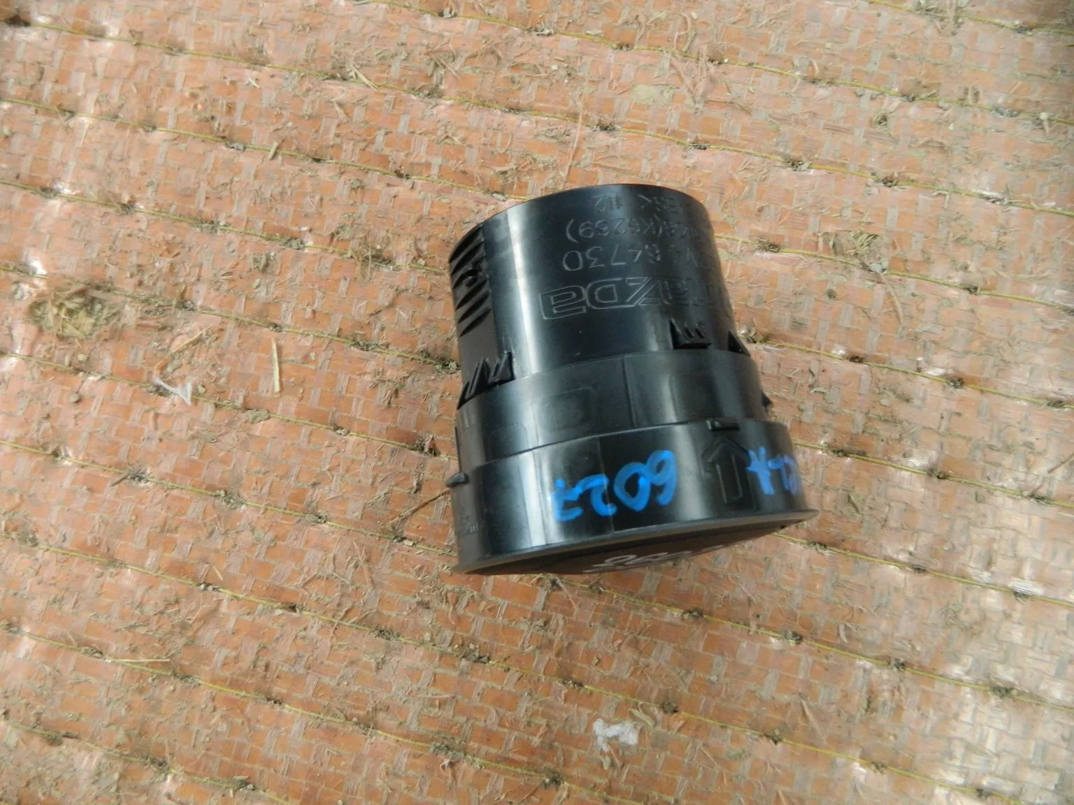 Дефлектор воздушный MAZDA AXELA BL5FW (Контрактный) 26027000026