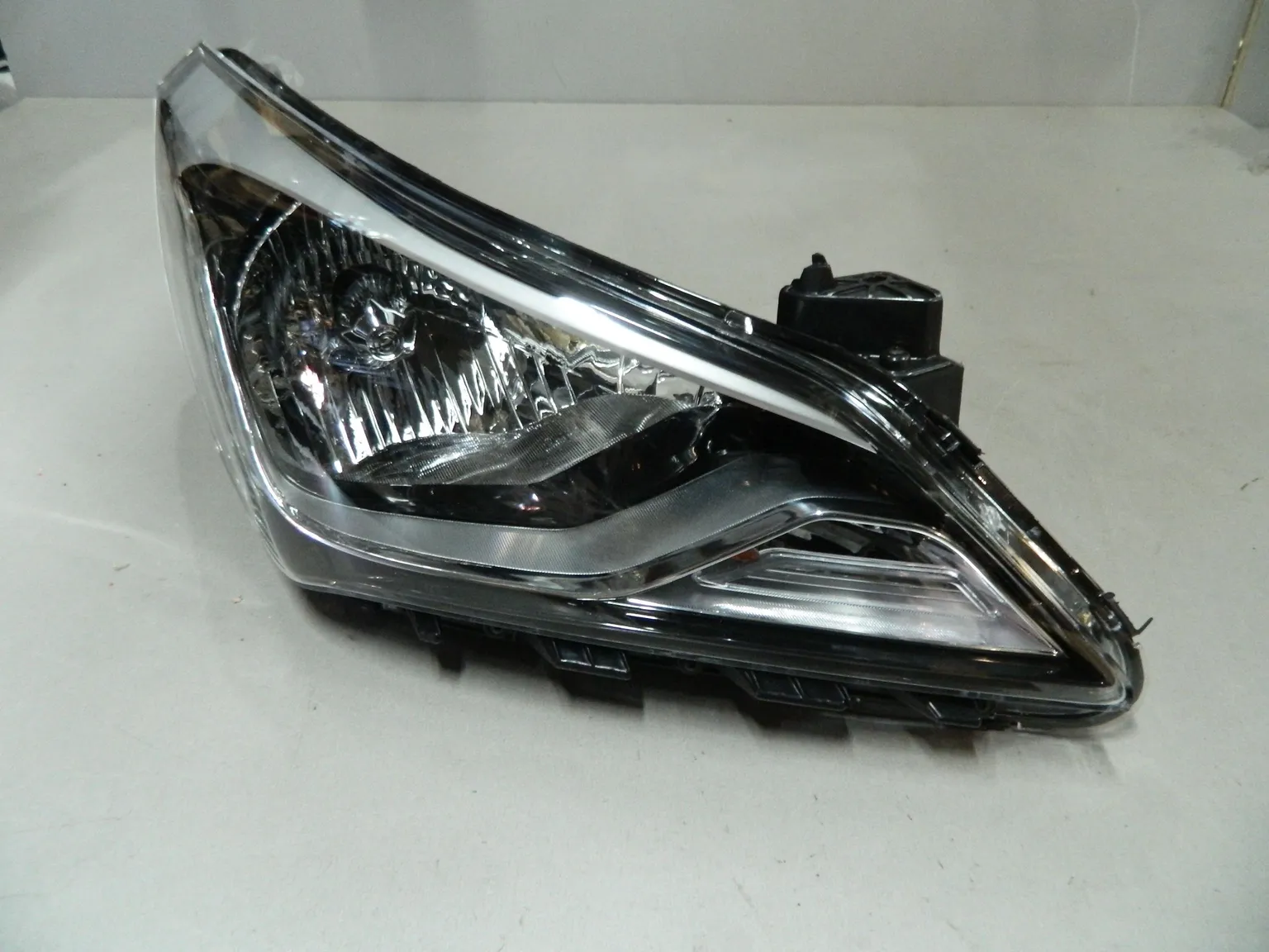 Фара JORDEN JH02ACT15001BR HYUNDAI SOLARIS 2014- Перед Прав 921024L600