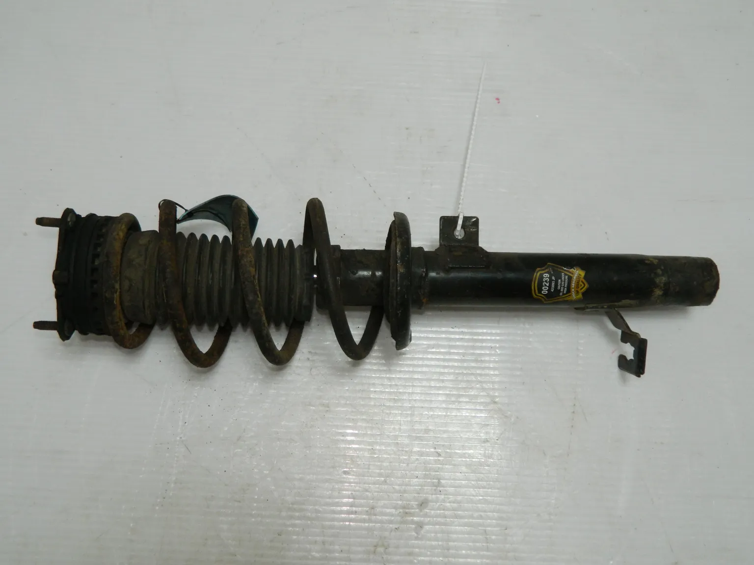 Стойка подвески JAPANPARTS FORD FUSION Перед Лев 46098782 Б/У