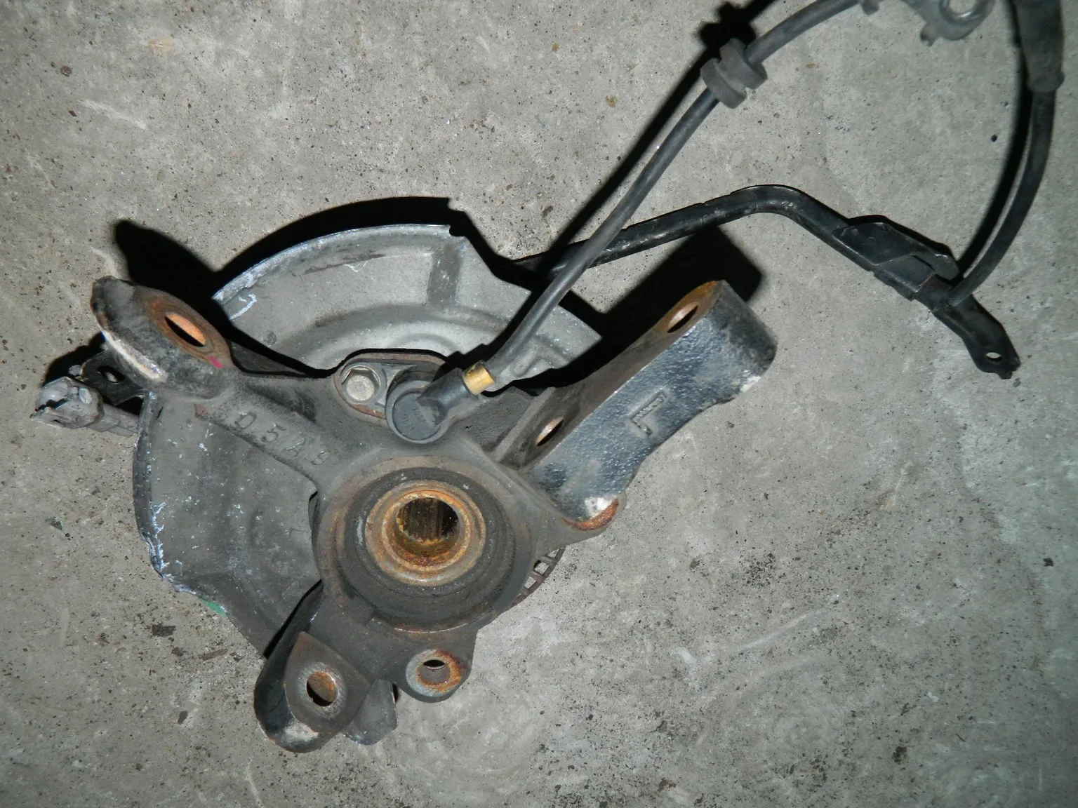 Ступица DAIHATSU YRV M201G Перед Лев (Контрактный) 79586923