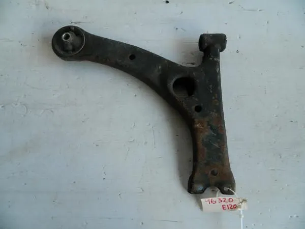 Рычаг TOYOTA COROLLA ZZE120 4ZZFE Перед Прав (Б/У) 4806812220