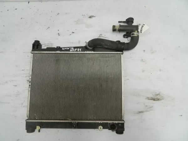 Радиатор ДВС TOYOTA Sienta NCP81 1NZ (Контрактный)