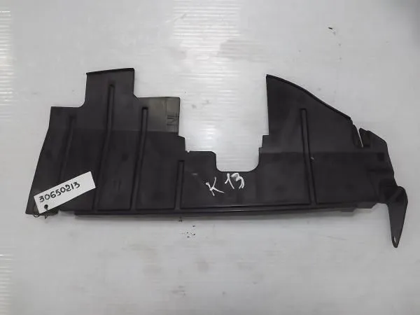 Дефлектор радиатора NISSAN MARCH K13 Перед Лев (Контрактный)