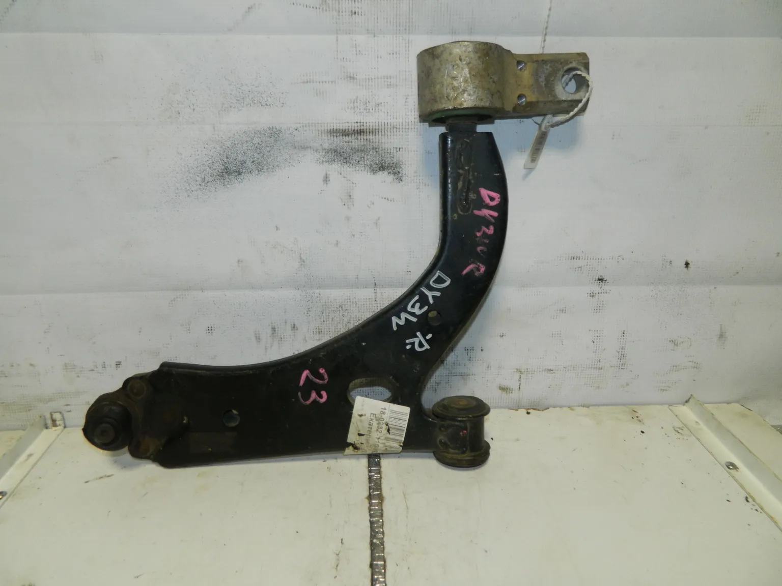 Рычаг подвески MAZDA DEMIO DY3W Перед Прав (Контрактный) 45993586