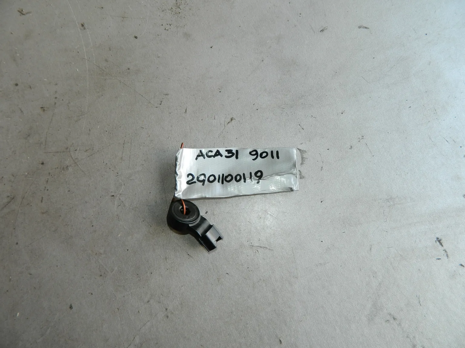 Датчик детонации TOYOTA RAV4 ACA31 2AZFE (Контрактный) 2901100119