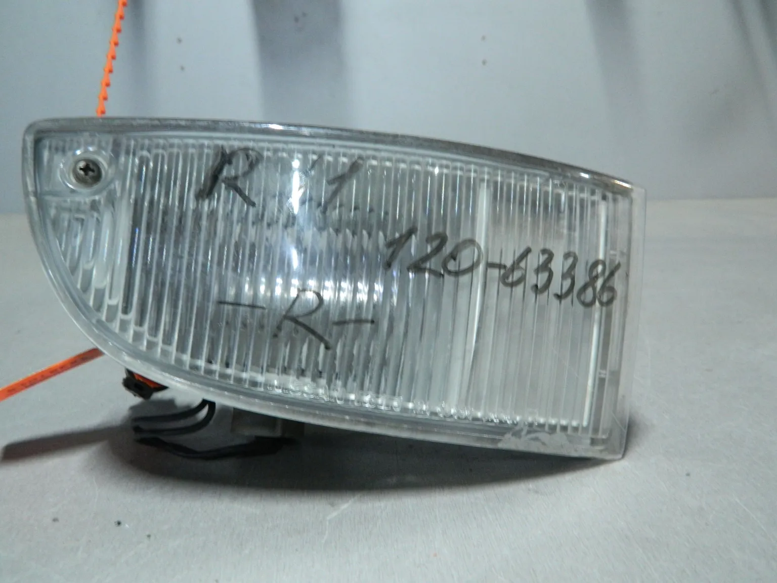 Повторитель поворота NISSAN PRESEA R11 Перед Прав (Контрактный) 72367016