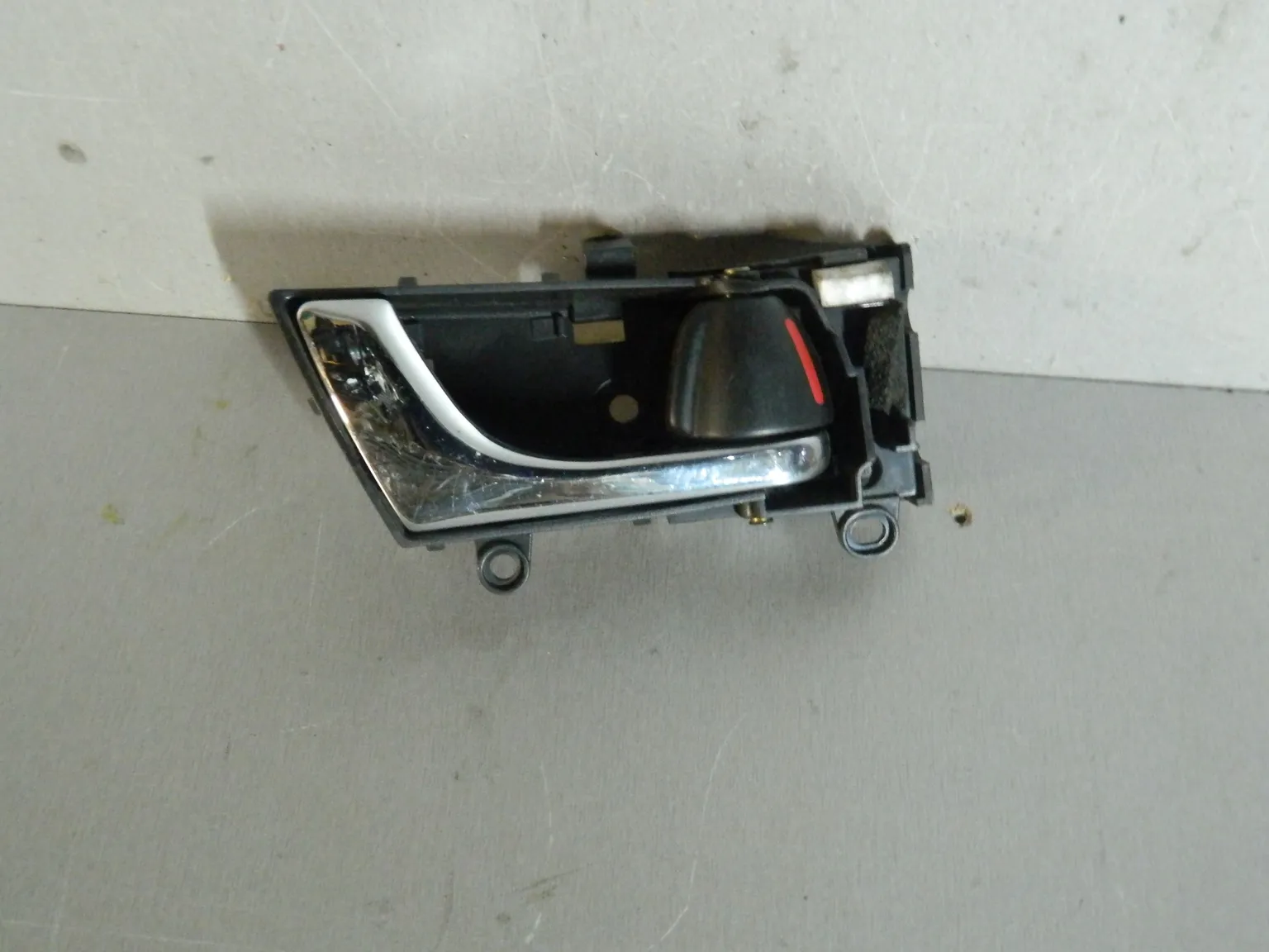 Ручка двери внутренняя SUBARU LEGACY BP5 Прав (Контрактный) 81528471