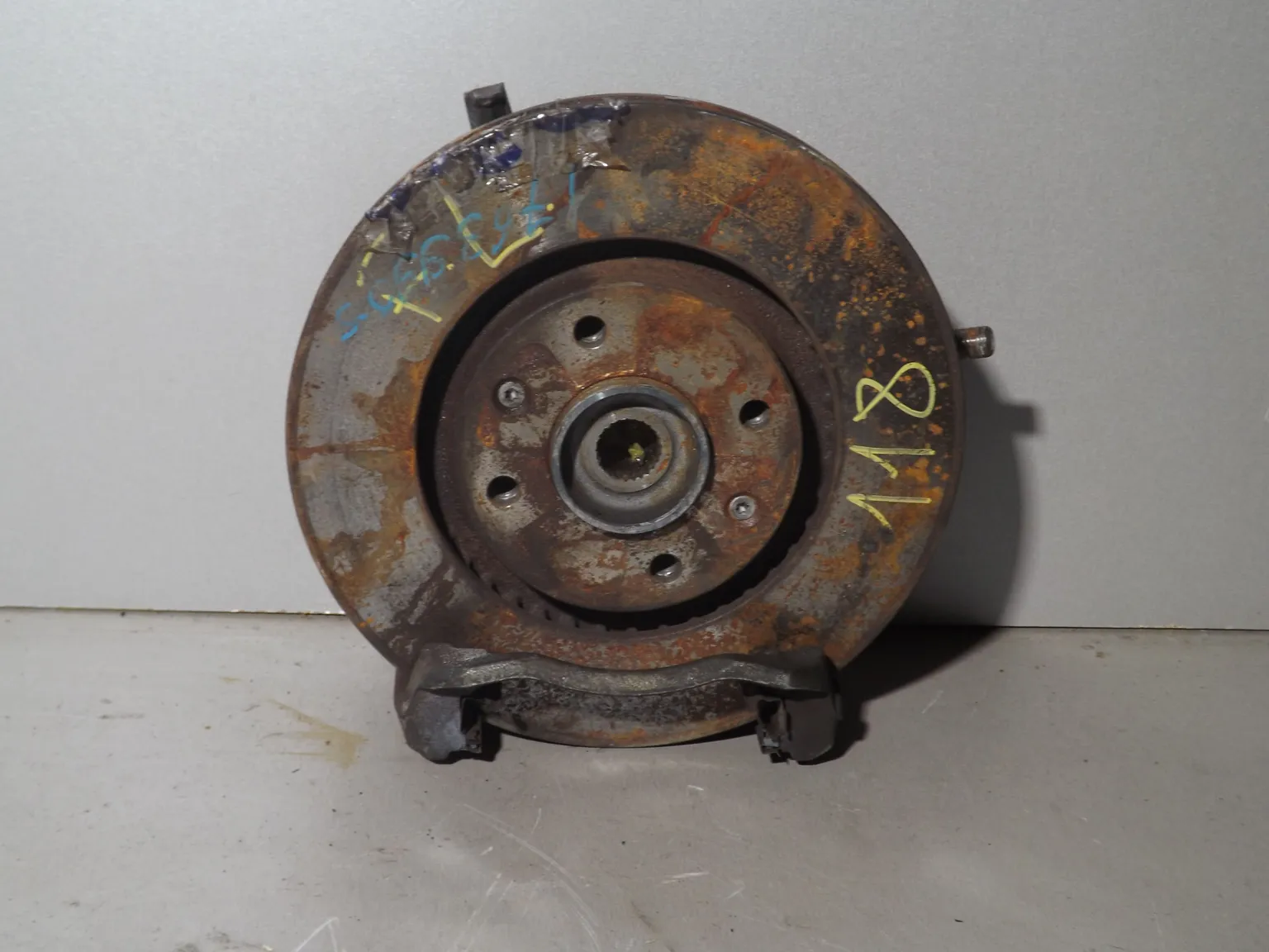 Ступица PEUGEOT 307 3A/C Перед Лев (Контрактный) 94603106