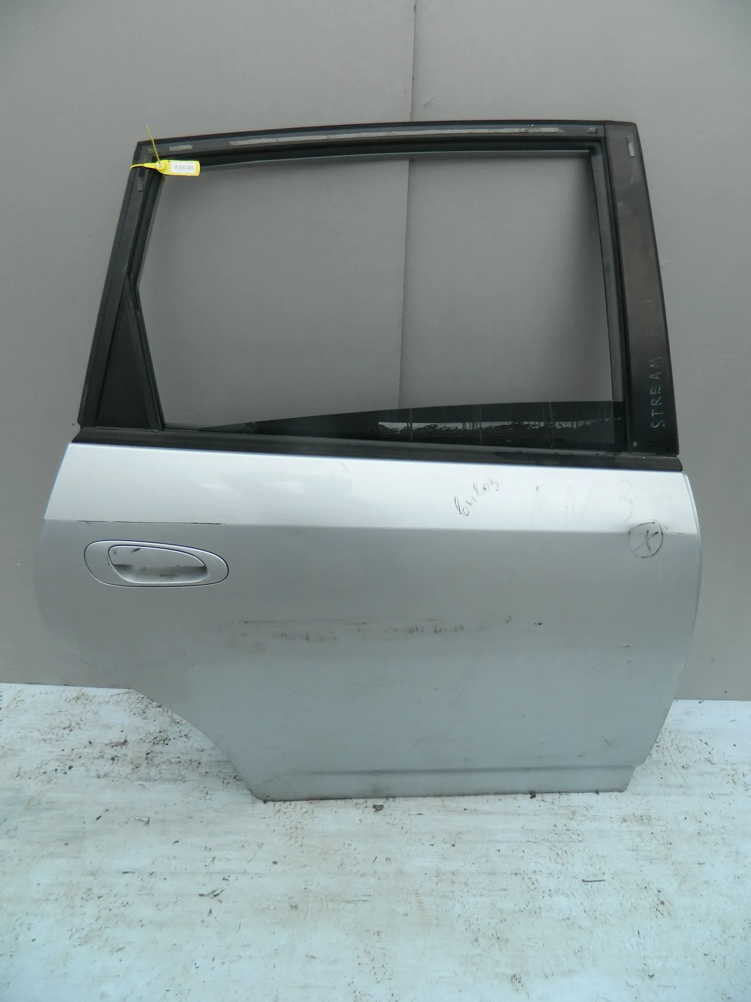 Дверь HONDA STREAM RN3 Зад Прав (Контрактный) 40951537 67510S7A010ZZ