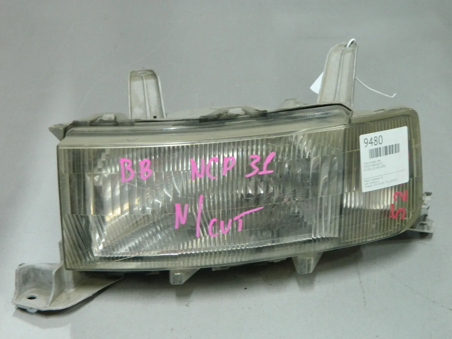 Фара TOYOTA BB NCP31 Перед Лев 52032 (Контрактный) 03344605