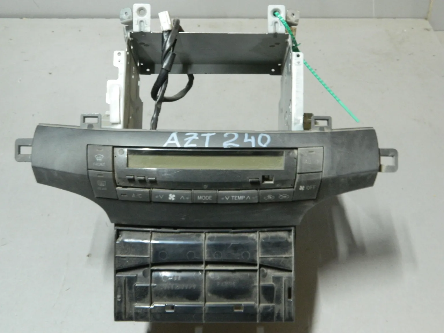 Блок управления климат-контролем TOYOTA ALLION AZT240 (Контрактный) 81540371