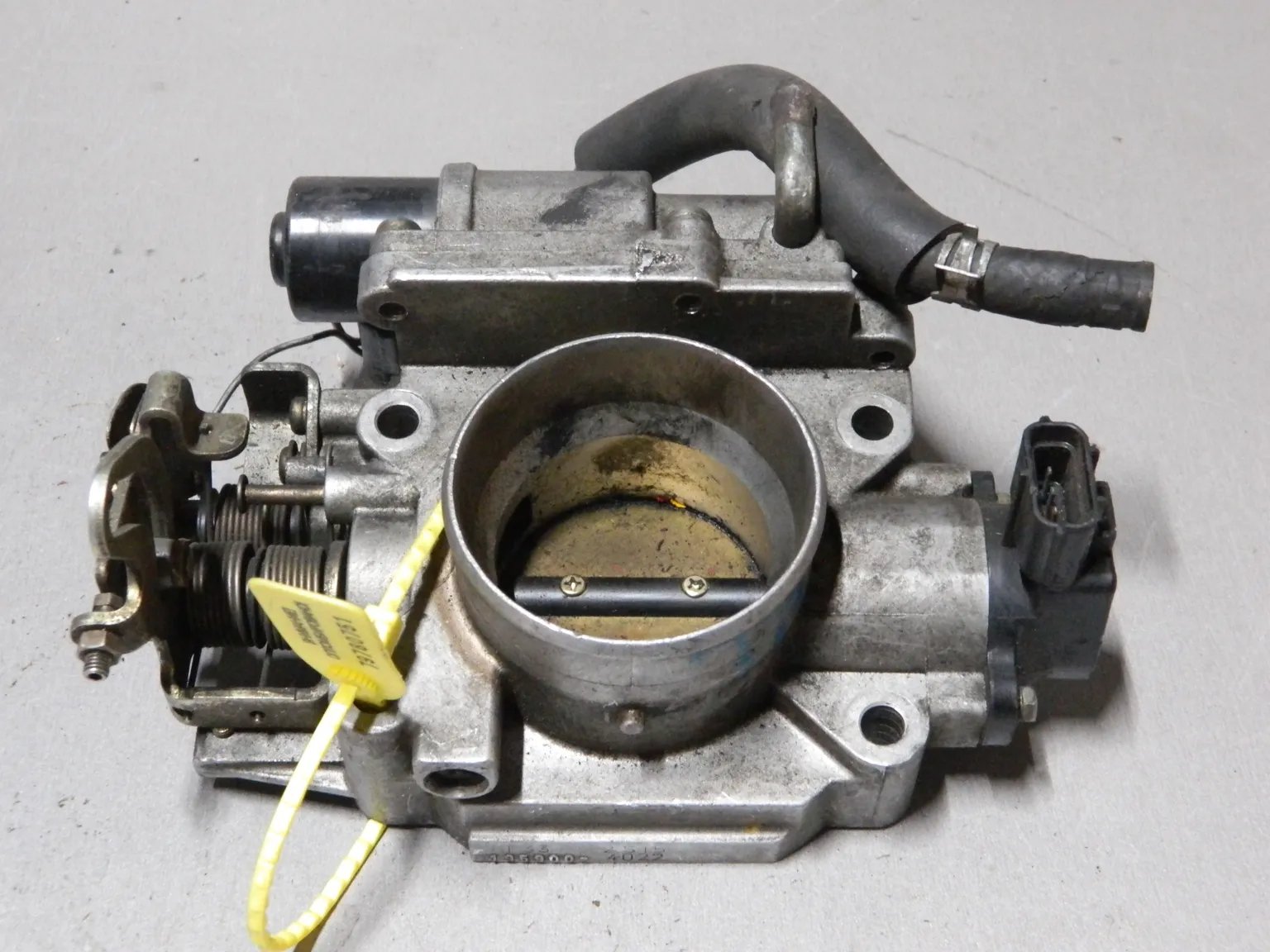 Дроссельная заслонка MAZDA KF1 (Контрактный) 79780751