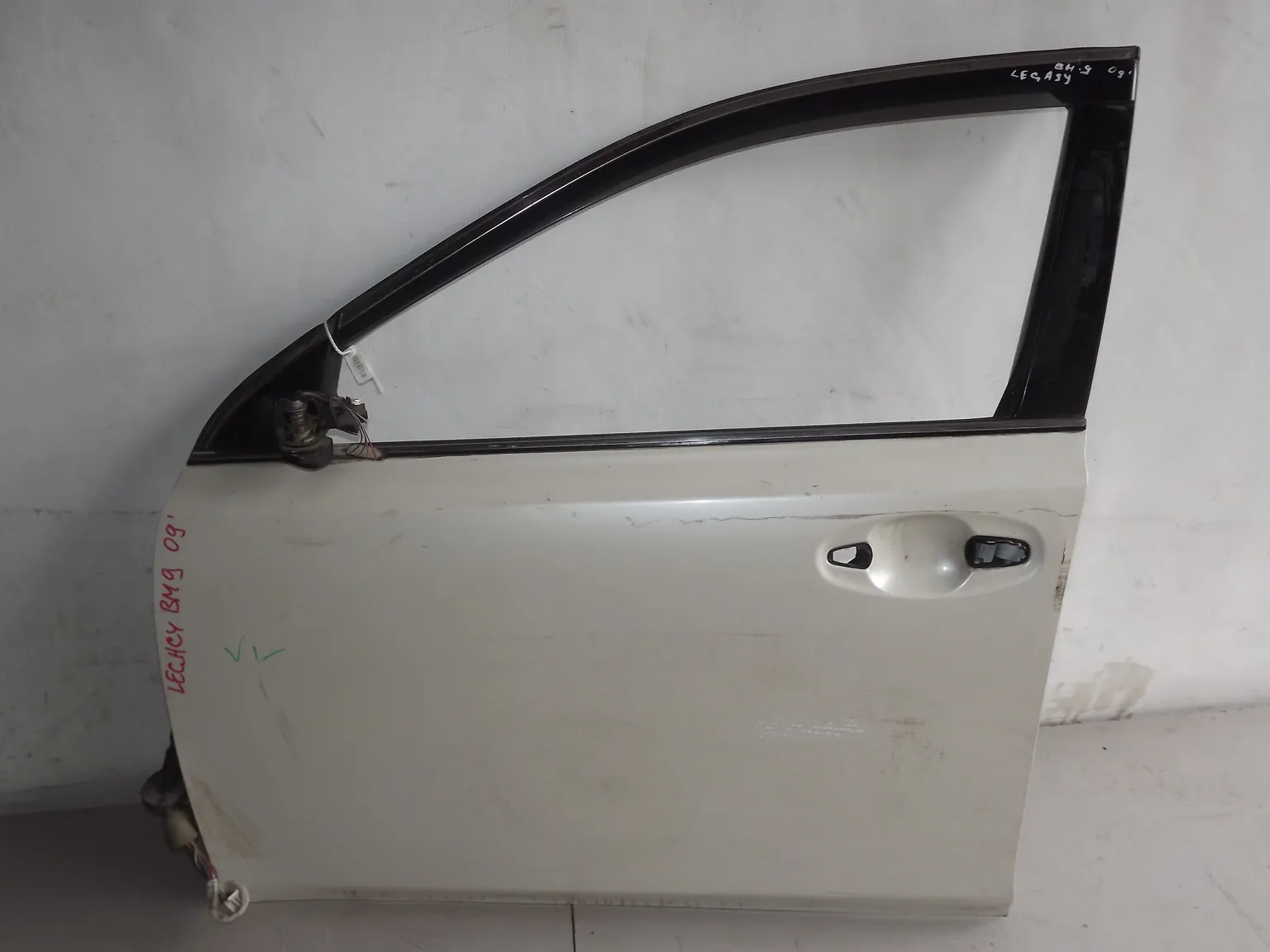 Дверь SUBARU LEGACY BM9 Перед. Лев. (Контрактный) 45976025