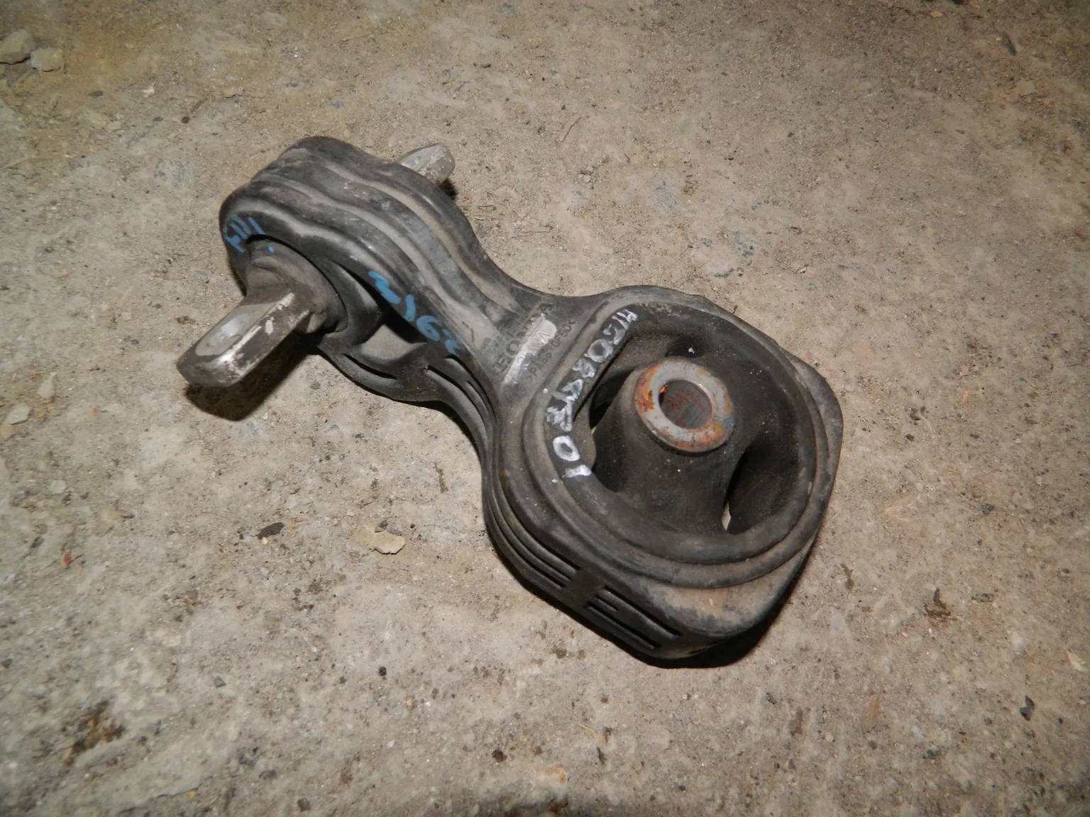 Подушка двигателя HONDA CIVIC FD1 (Контрактный) 1081880214