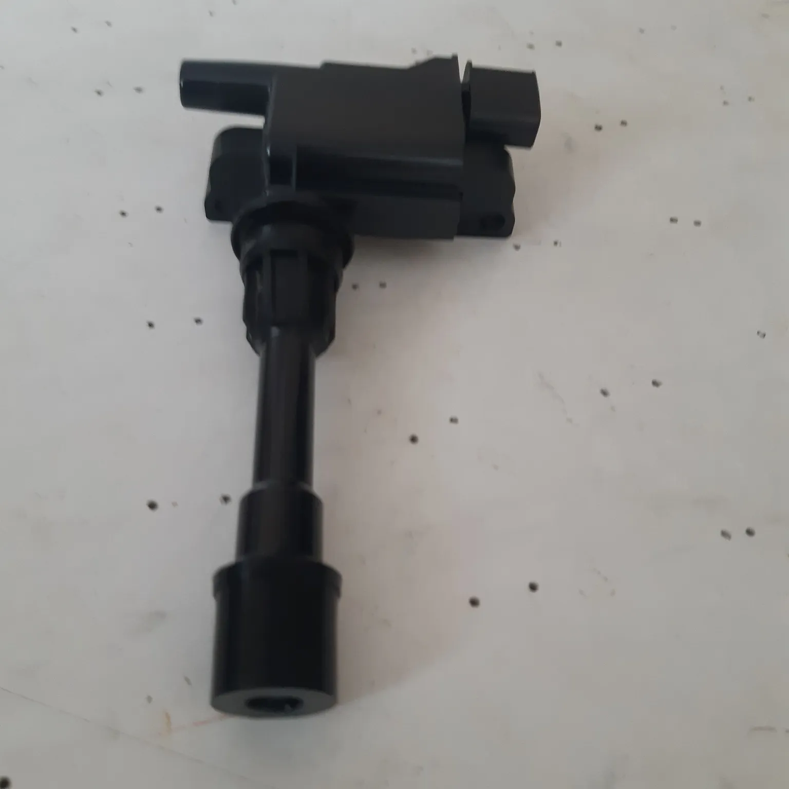 Катушка зажигания MAZDA FP8518100C