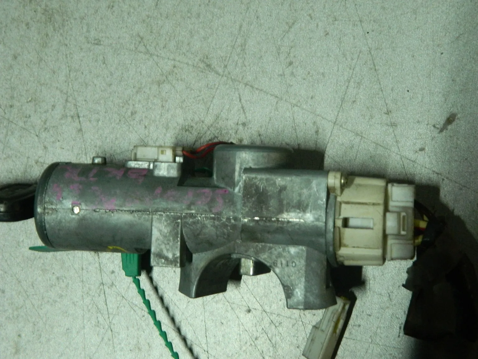 Замок зажигания NISSAN SERENA C24 (Контрактный) 81542349