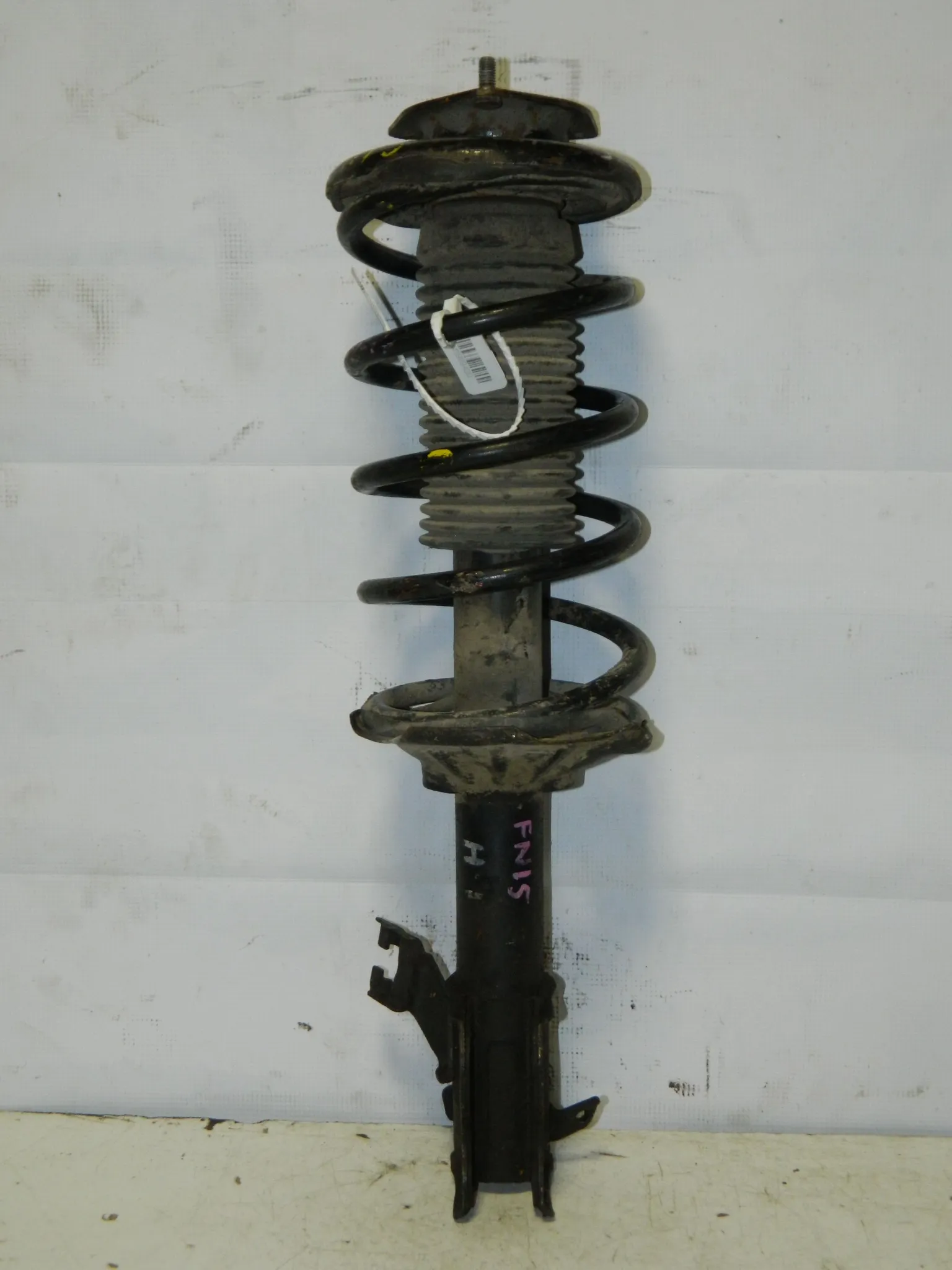 Стойка подвески NISSAN PULSAR FN15 Перед Лев (Контрактный) 45989430 543033M210