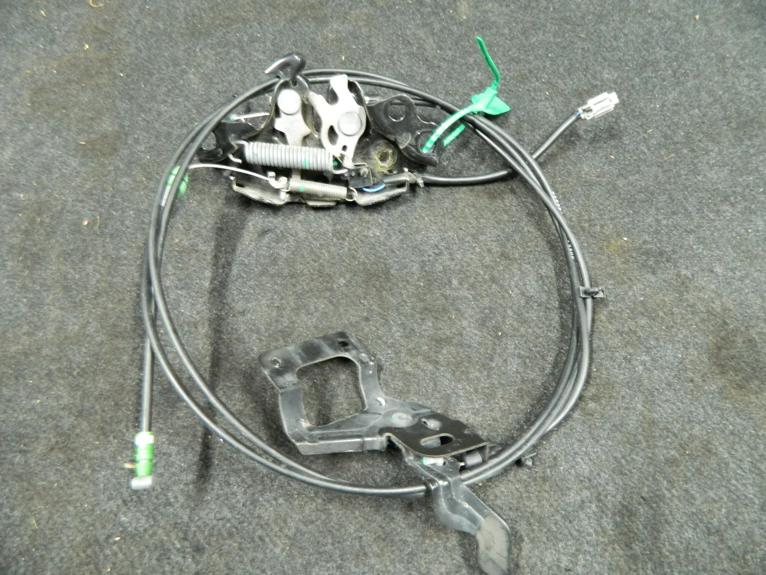 Замок капота NISSAN X-TRAIL T32 (Контрактный) 81546612