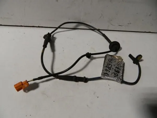 Датчик ABS HONDA FIT GD1 Перед Лев (Контрактный) 10671505