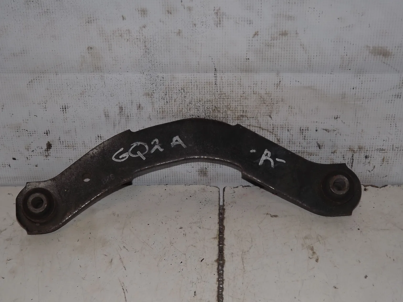 Рычаг подвески MITSUBISHI LANCER CEDIA CS5W Зад (Контрактный) 45993109