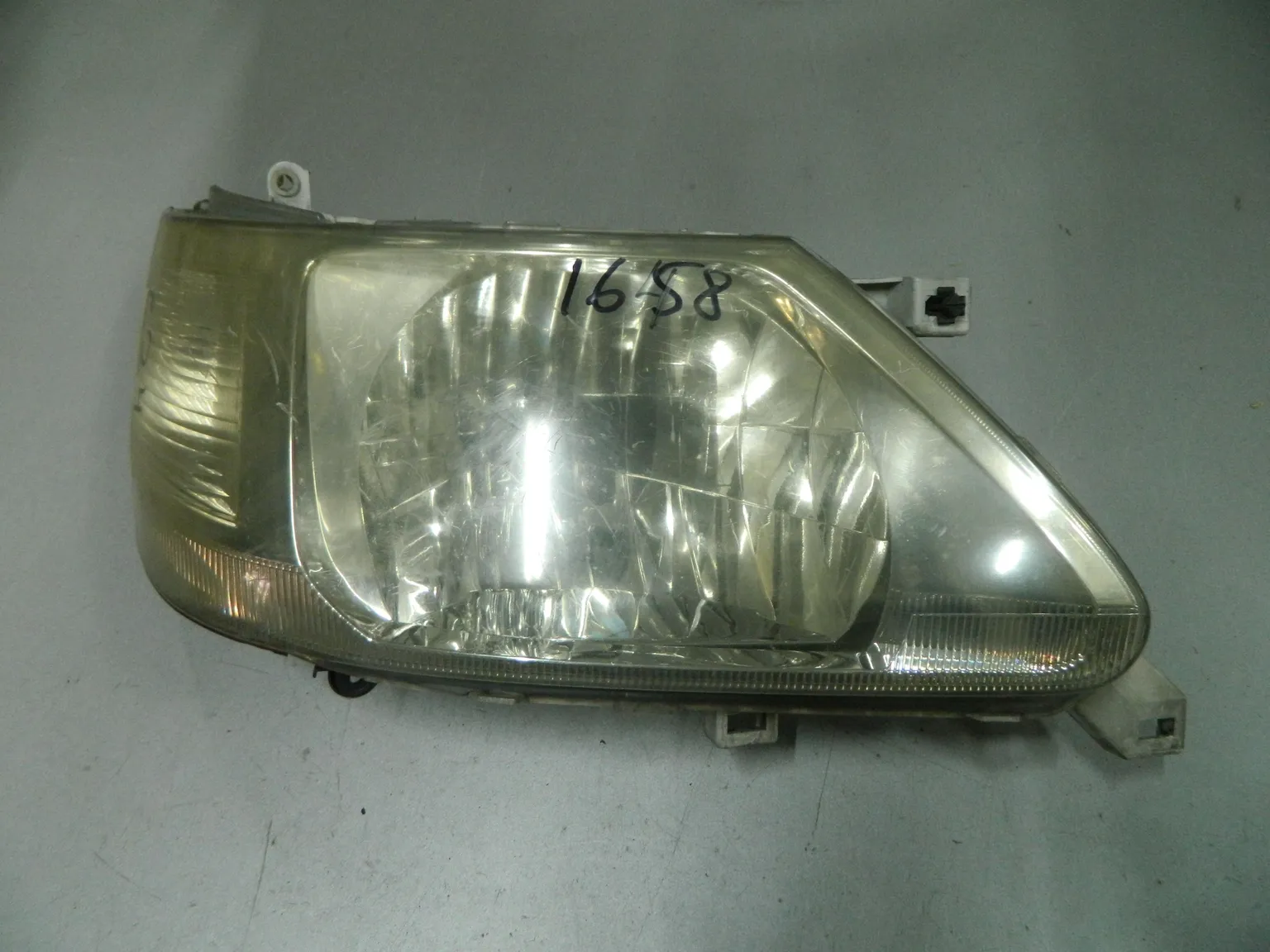 Фара NISSAN SERENA C24 Перед Прав 1648 (Контрактный) 03344088