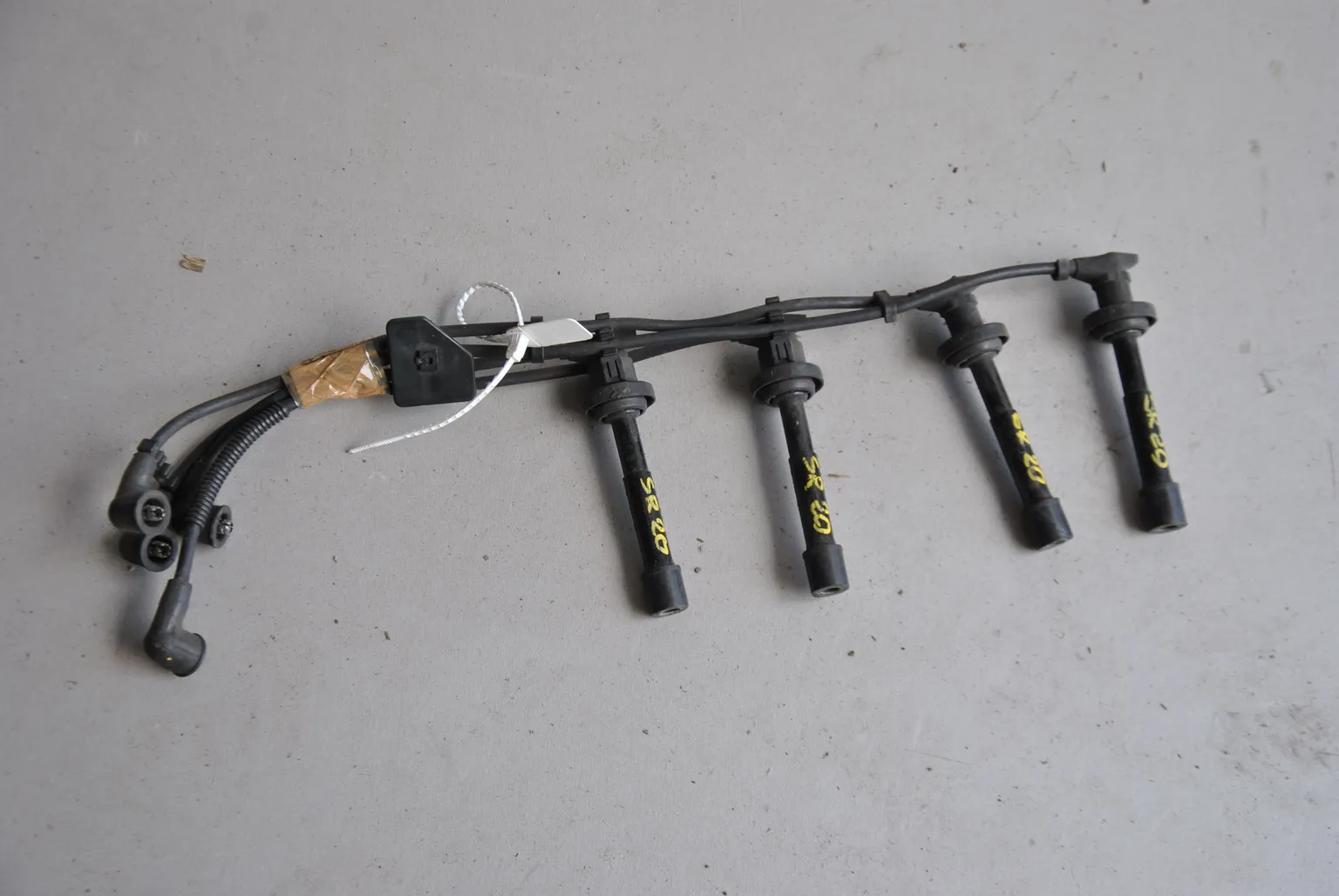 Провода высоковольтные NISSAN SERENA SR20 комплект (Контрактный) 45990688