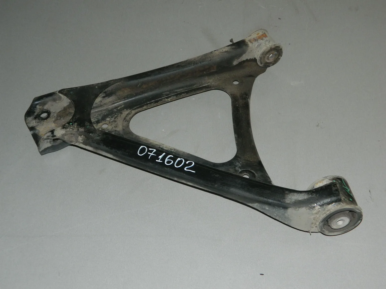 Рычаг подвески AUDI Q7 4L BAR Зад Прав (Б/У)