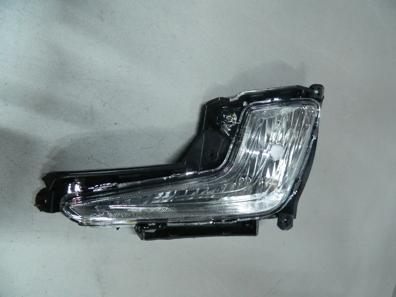 Фара противотуманная JORDEN JH03K2003L KIA RIO 4 Перед Лев