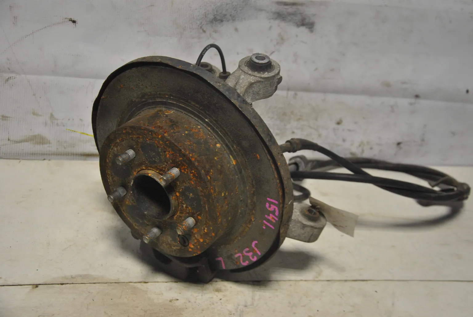 Ступица NISSAN TEANA J32 Зад Лев (Конрактный) 40940777