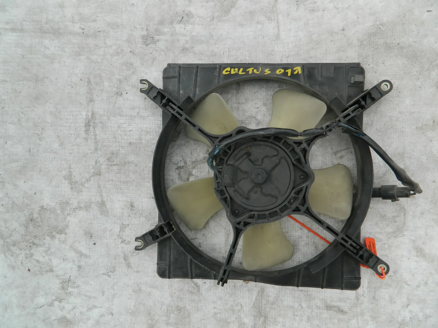 Диффузор радиатора SUZUKI CULTUS GC21S (Контрактный) 72367889