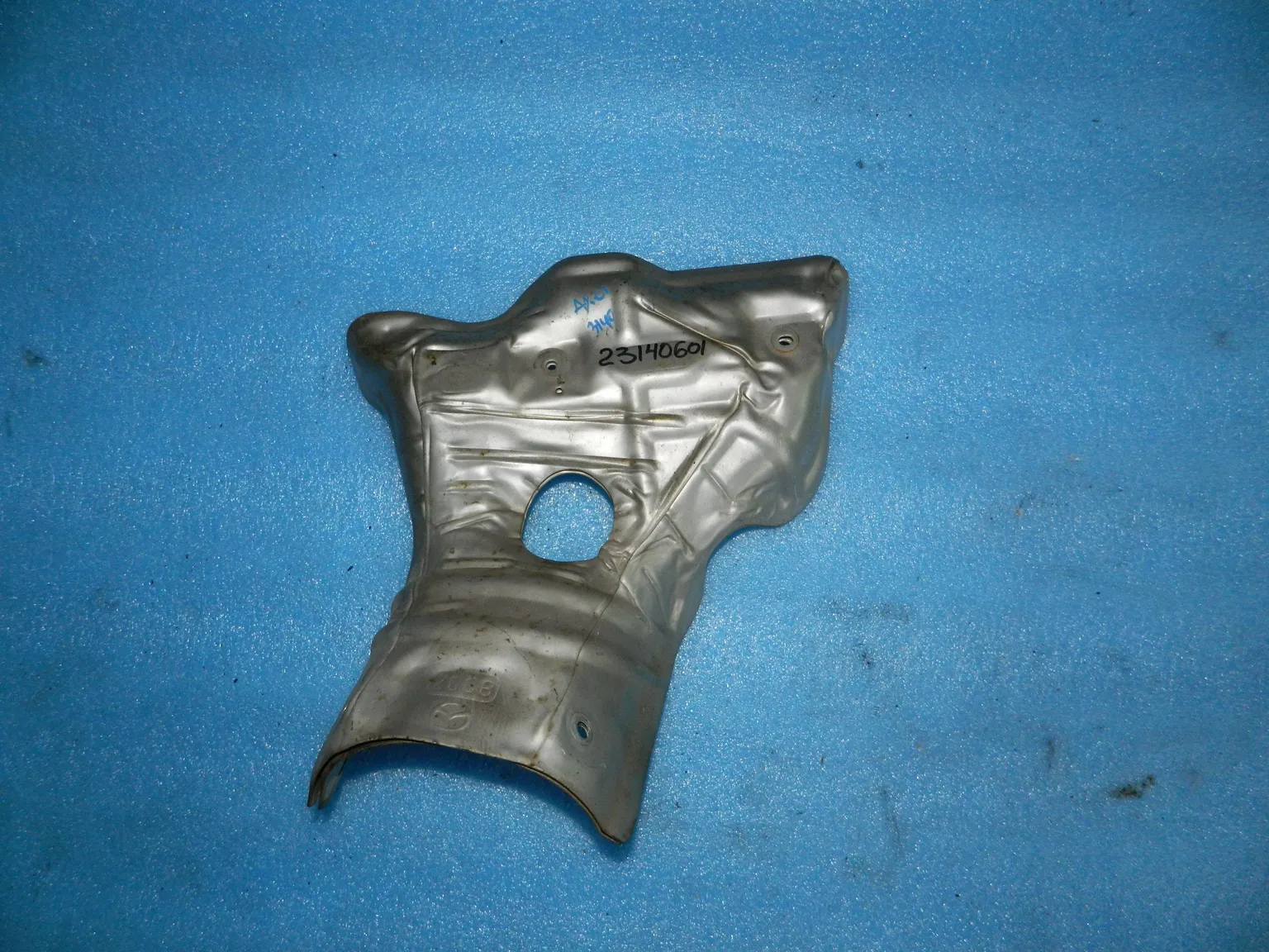 Защита выпускного коллектора MAZDA AXELA BL6FJ Z6 (Контрактный) 23140601