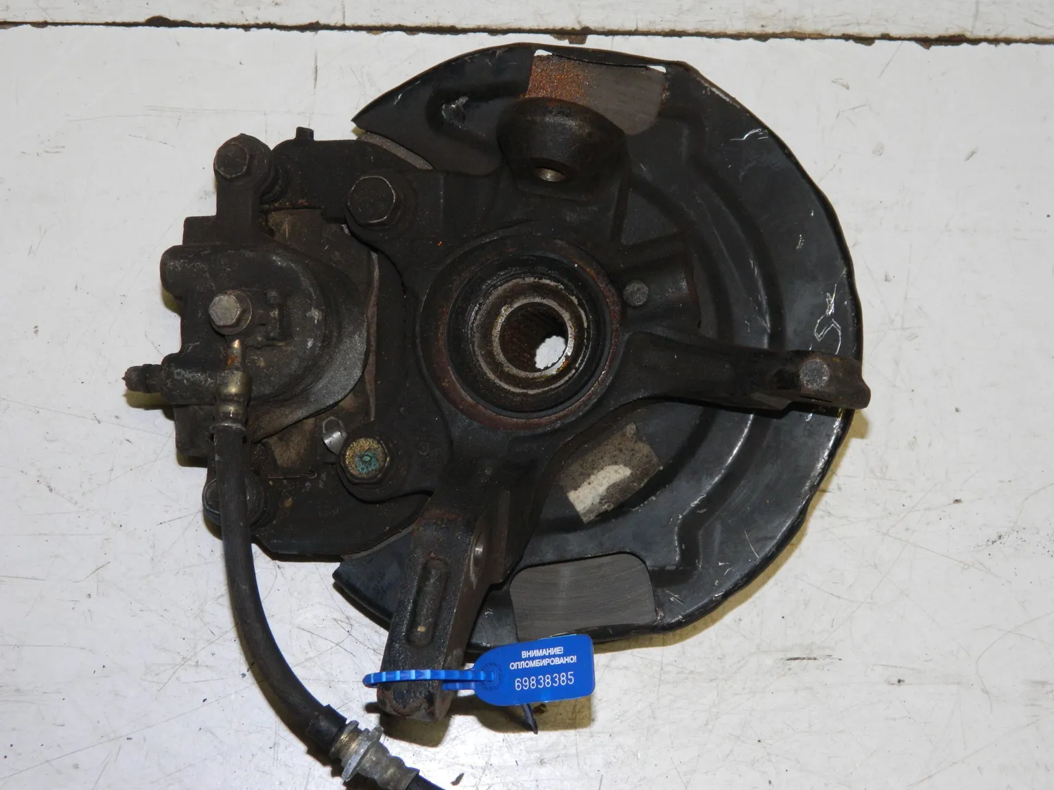 Ступица NISSAN MARCH K11 Перед Лев (Контрактный) 69838385