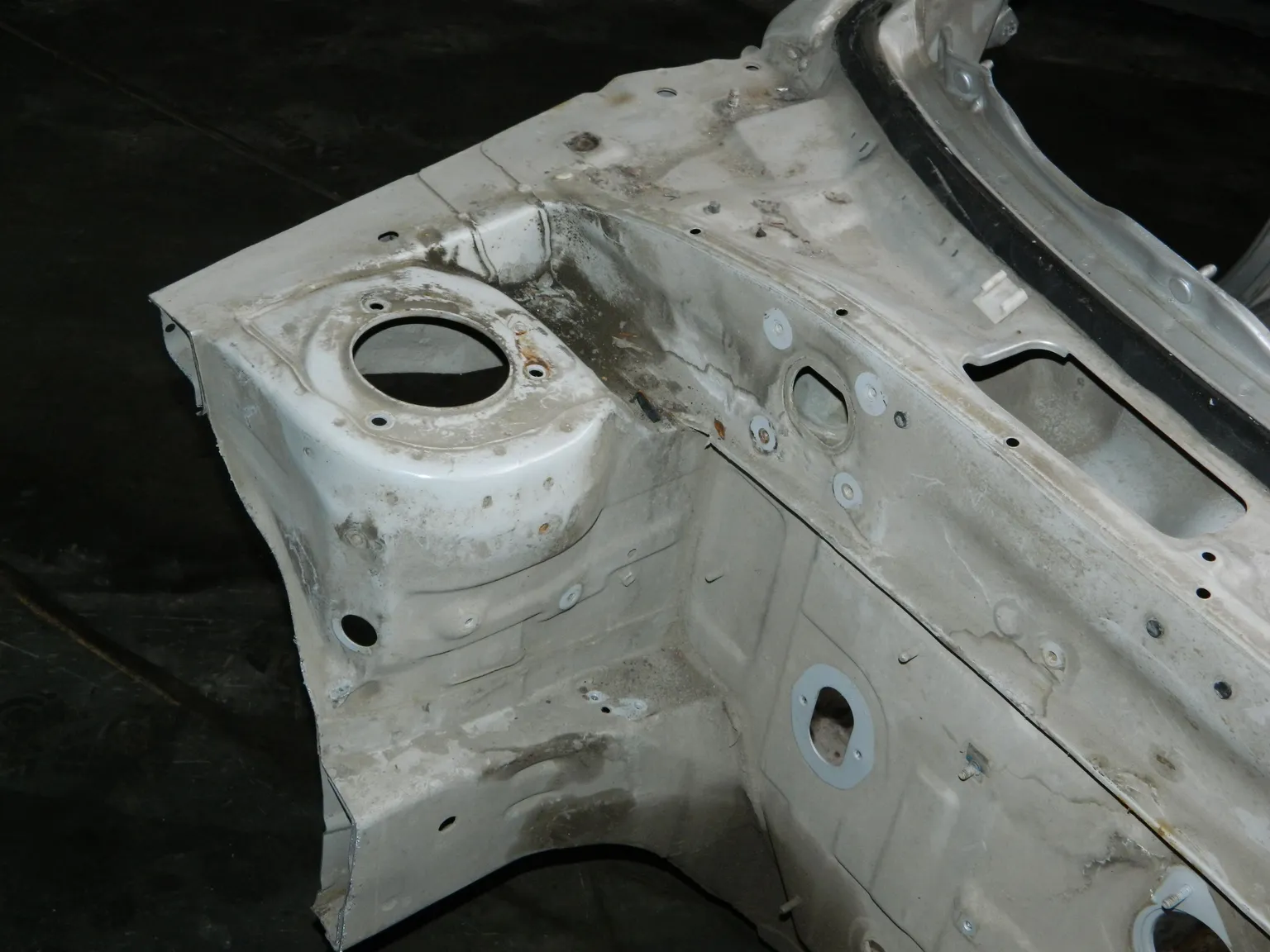 Лонжерон HYUNDAI ACCENT LC Перед Прав (Б/У)