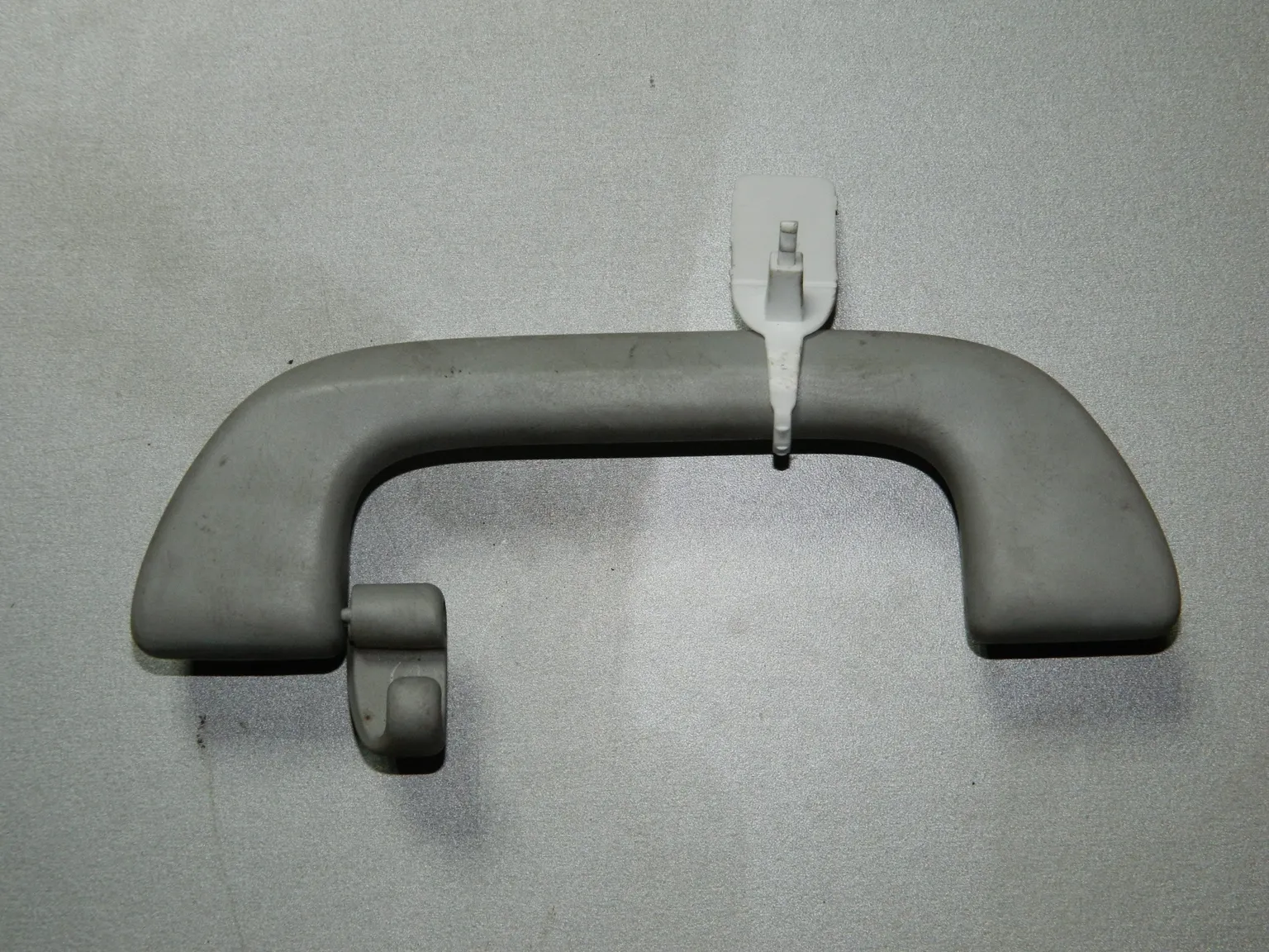 Ручка потолочная HONDA CR-V RE5 Зад Лев (Контрактный)