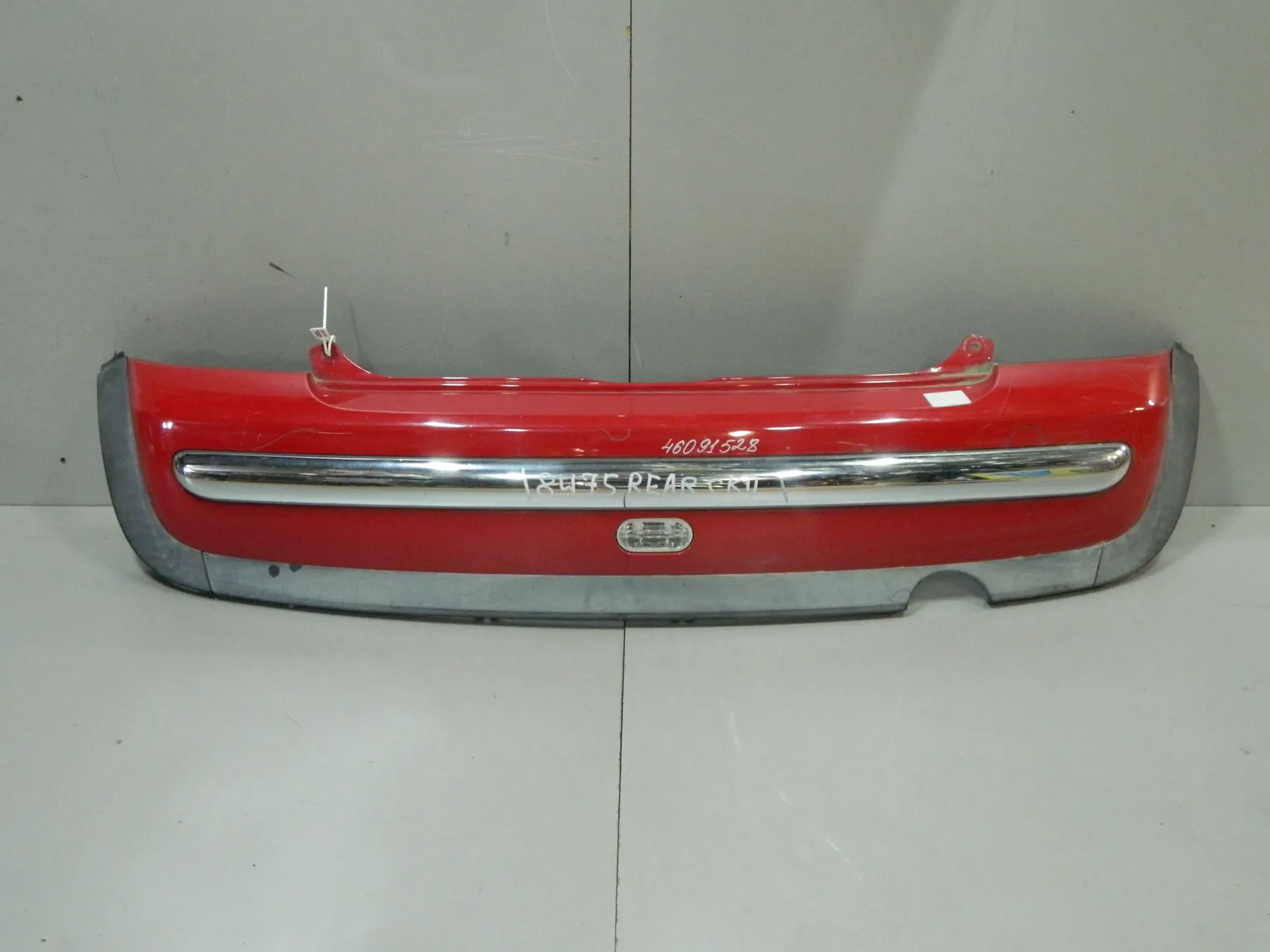 Бампер задний MINI COOPER RA16 (Контрактный) 46091528