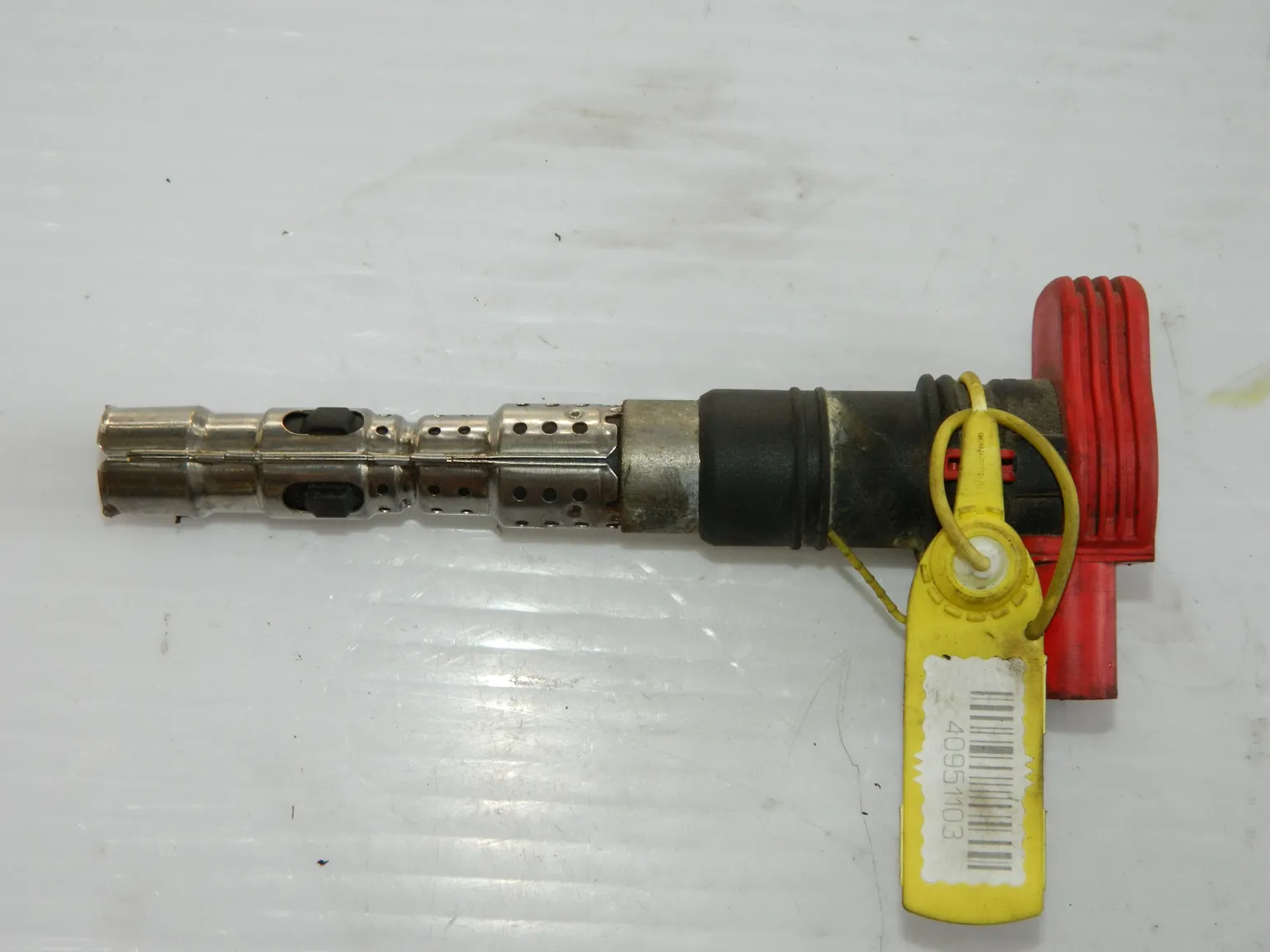 Катушка зажигания AUDI A8 BFM (Контрактный) 40951103