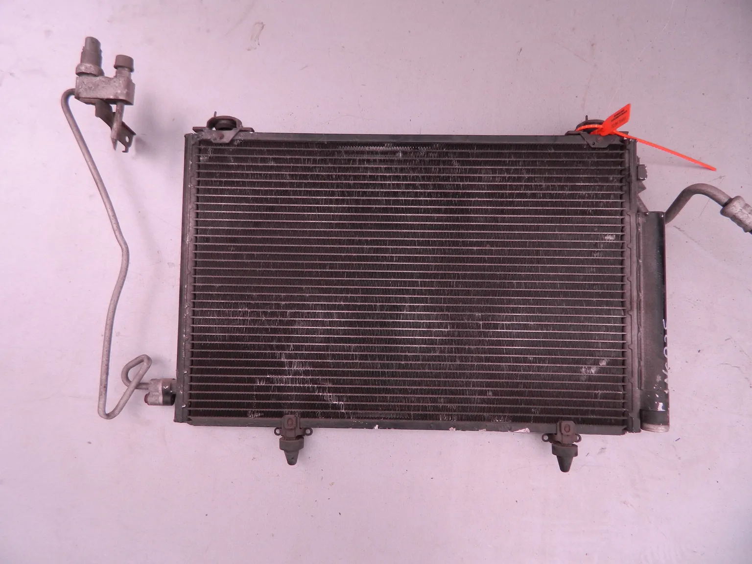 Радиатор кондиционера TOYOTA FUNCARGO NCP20 (Контрактный) 72367840