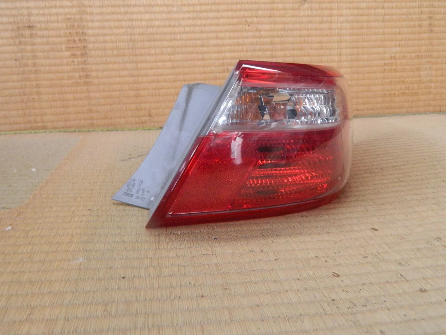 Фонарь TOYOTA CAMRY ACV40 Зад Прав 33100 (Контрактный) 28925053