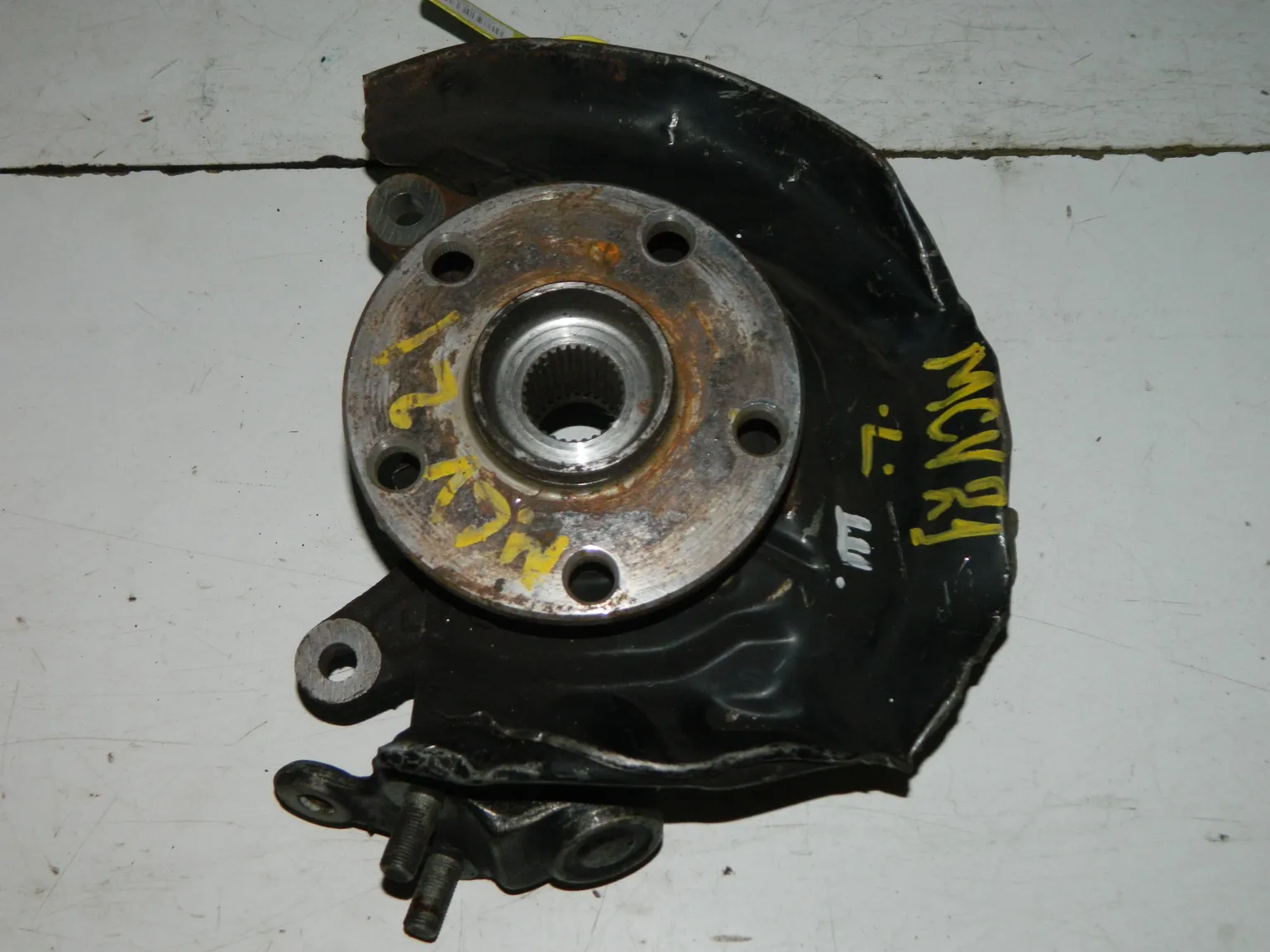 Ступица TOYOTA WINDOM MCV21 Перед Лев (Контрактный) 40940857