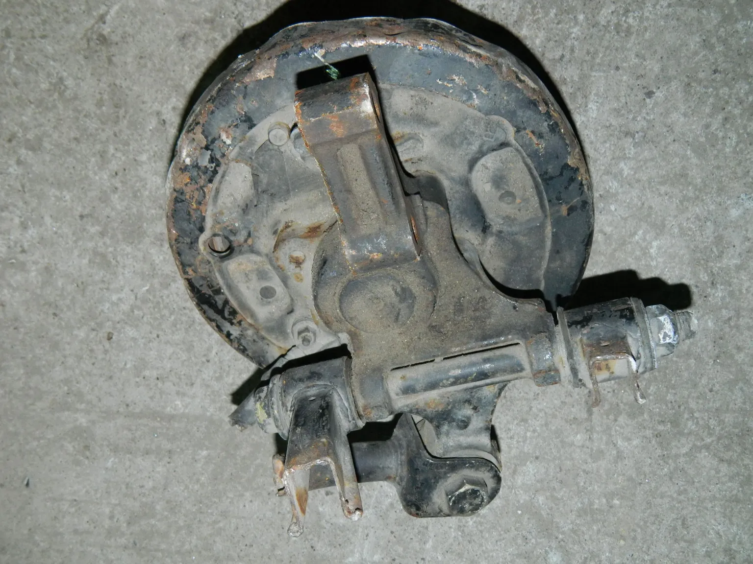 Ступица NISSAN SUNNY B13 Зад Прав (Контрактный) 79586673