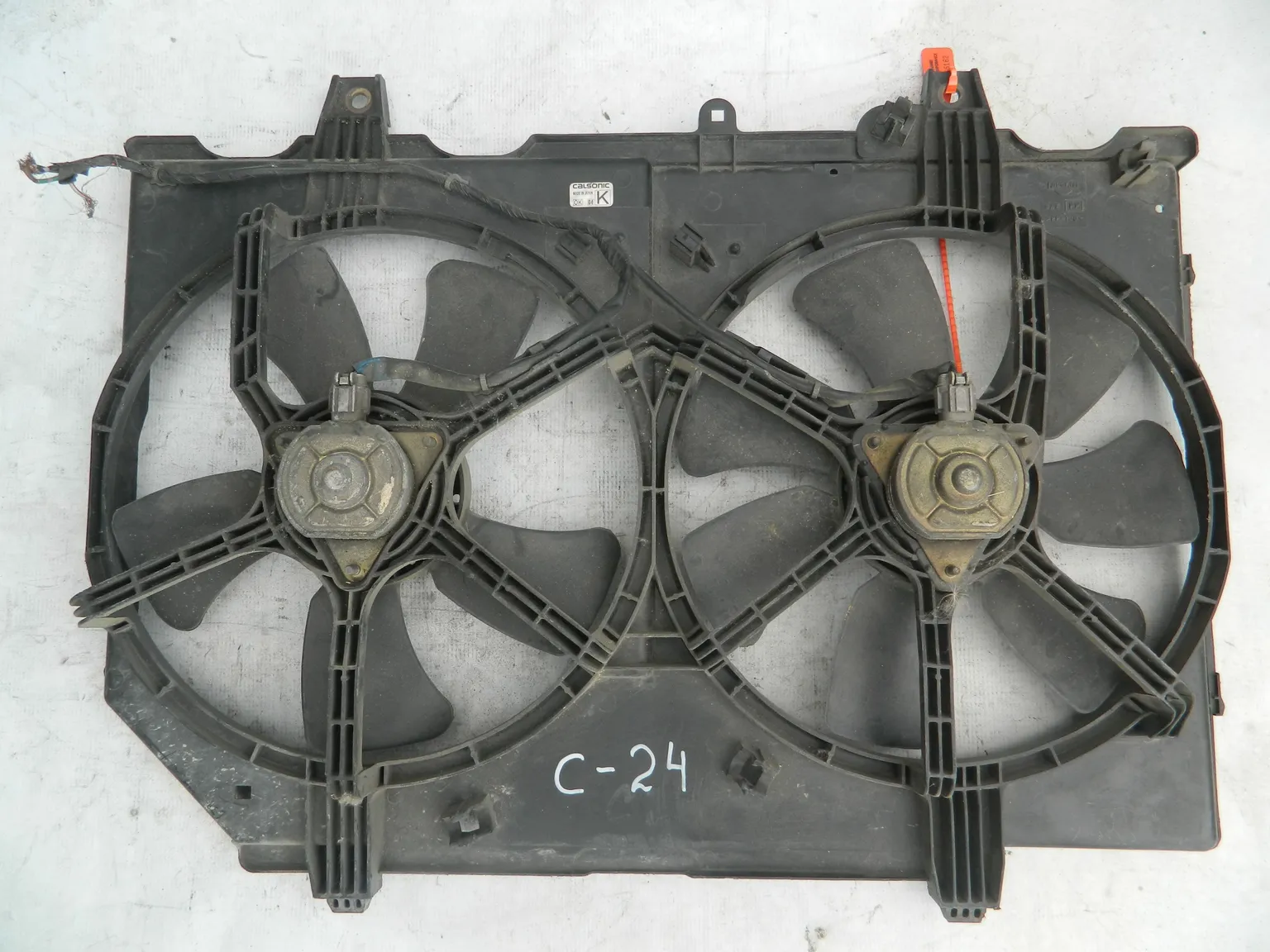 Диффузор радиатора NISSAN SERENA TNC24 (Контрактный) 72355162