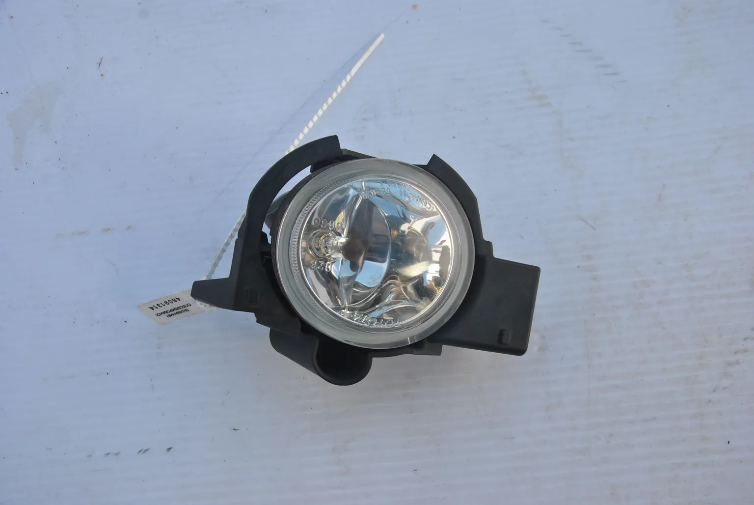 Фара противотуманная TOYOTA VOXY AZR60 Лев (Контрактный) 46091314