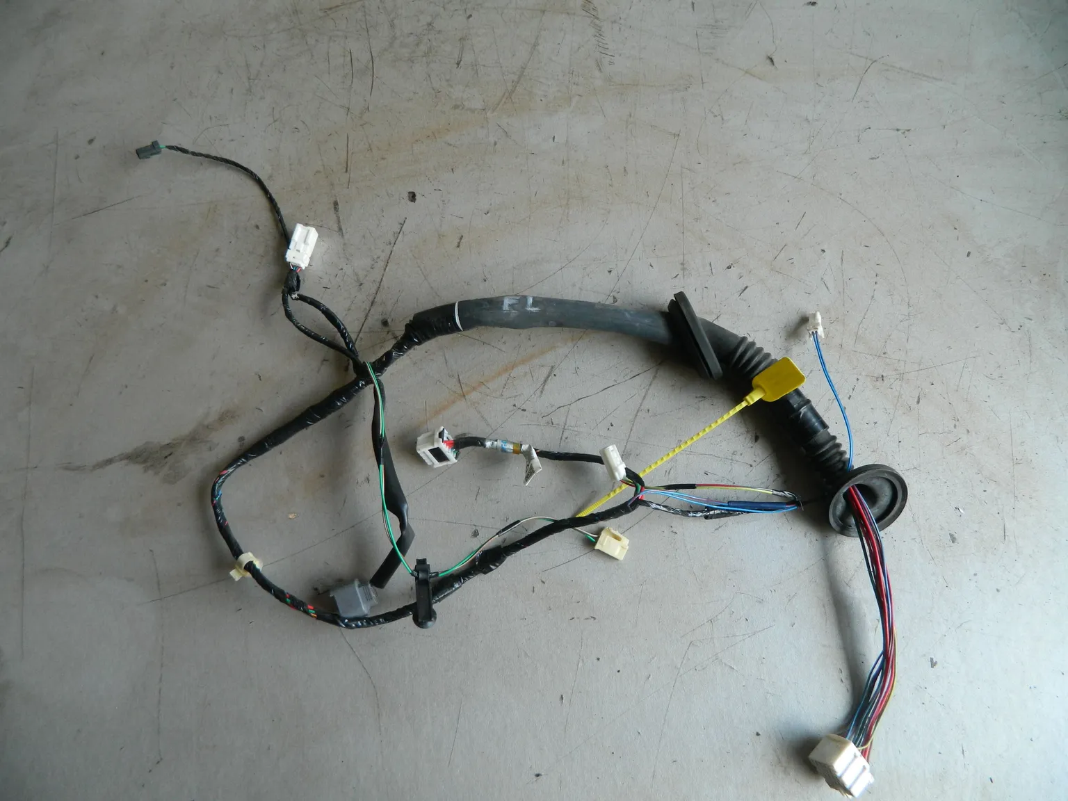 Проводка двери SUBARU FORESTER SH5 Перед Лев (Контрактный) 94603862