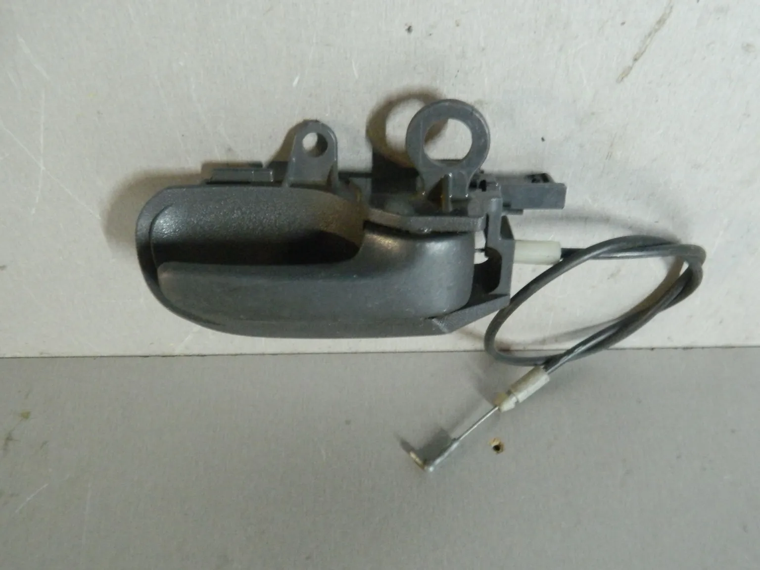 Ручка двери внутренняя TOYOTA FUNCARGO NCP20 Прав (Контрактный) 81528455