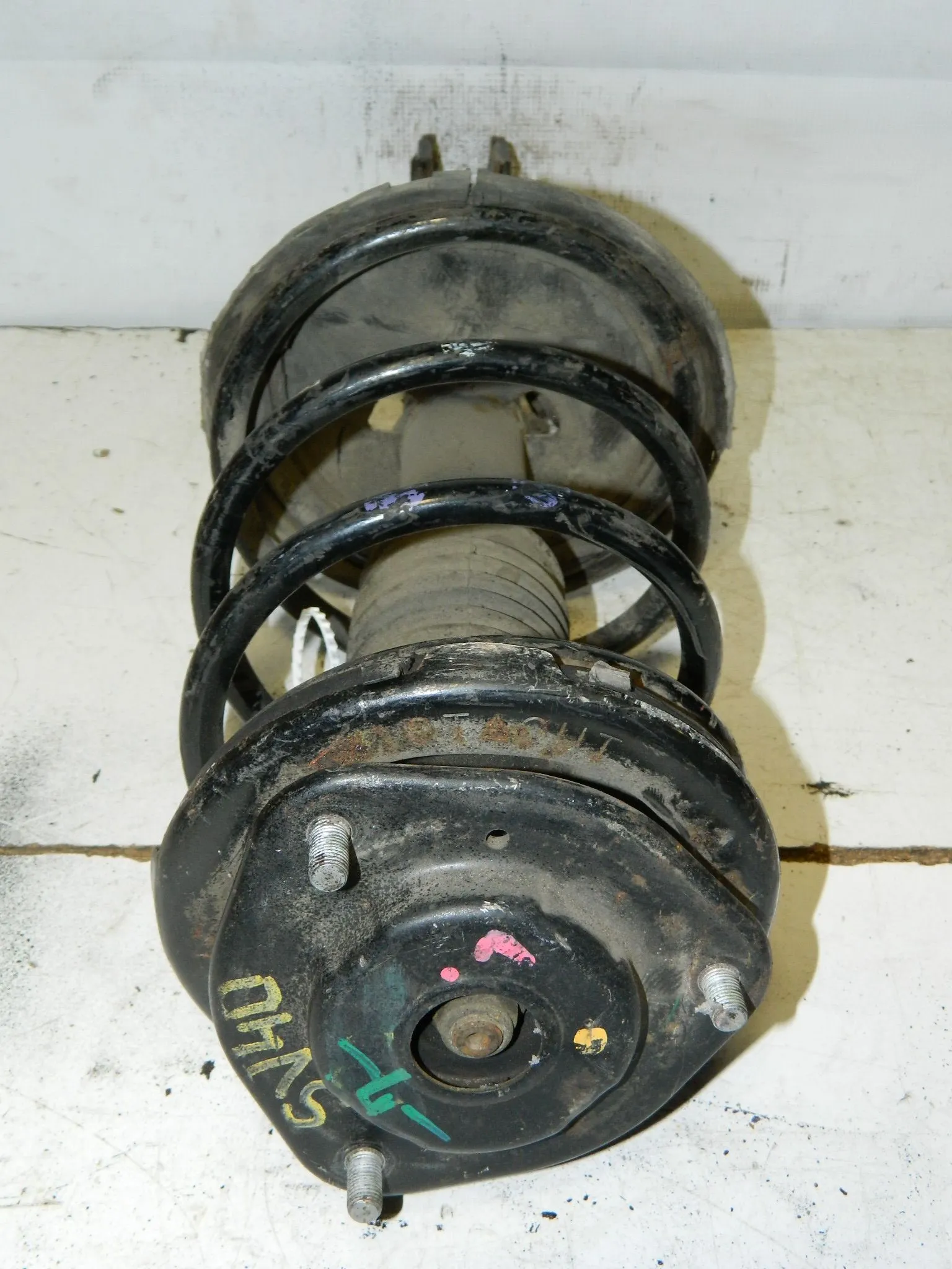 Стойка подвески TOYOTA CAMRY SV40 Перед Лев (Контрактный) 45989081