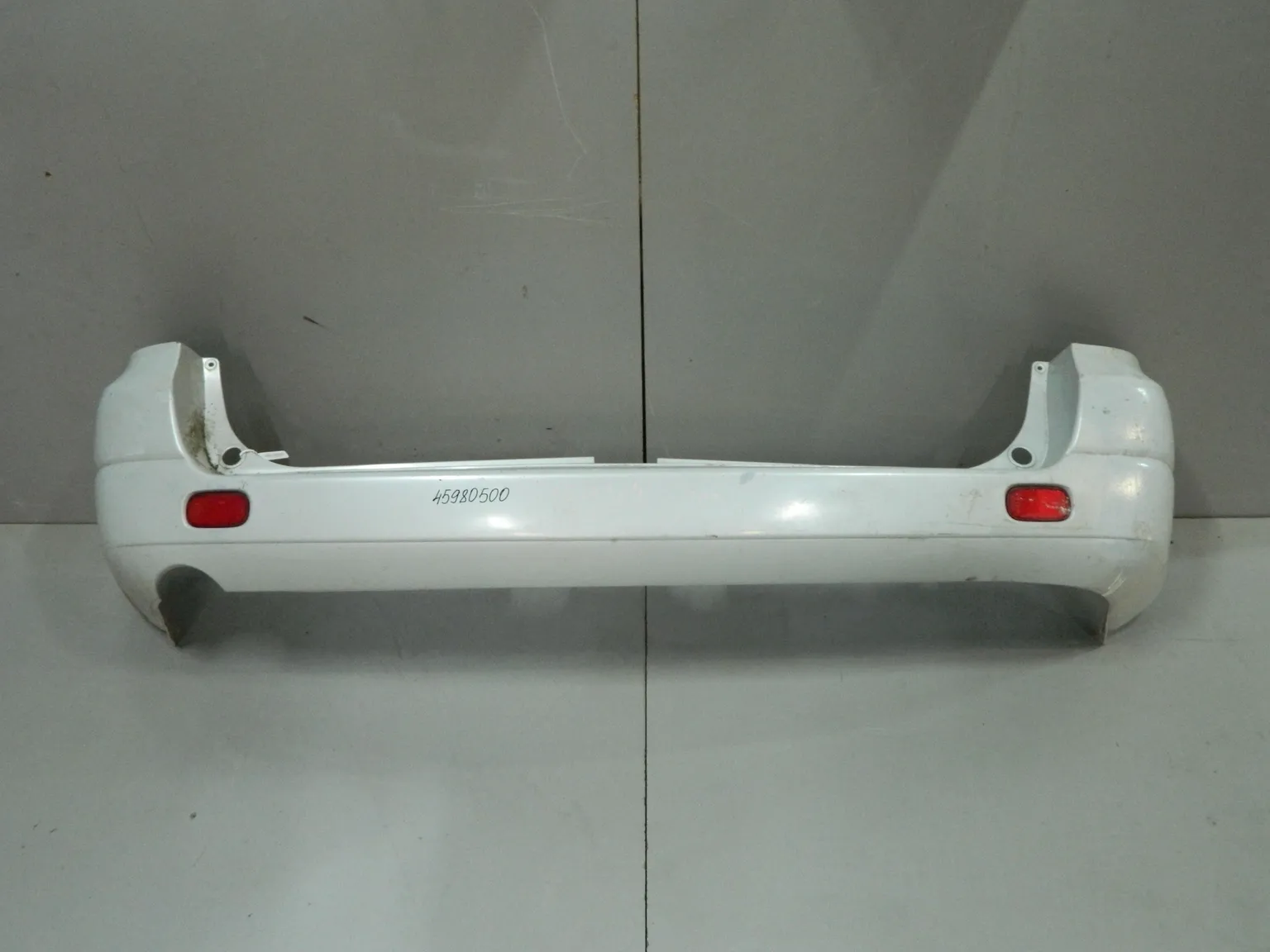 Бампер задний TOYOTA NOAH SR40 (Контрактный) 45980500