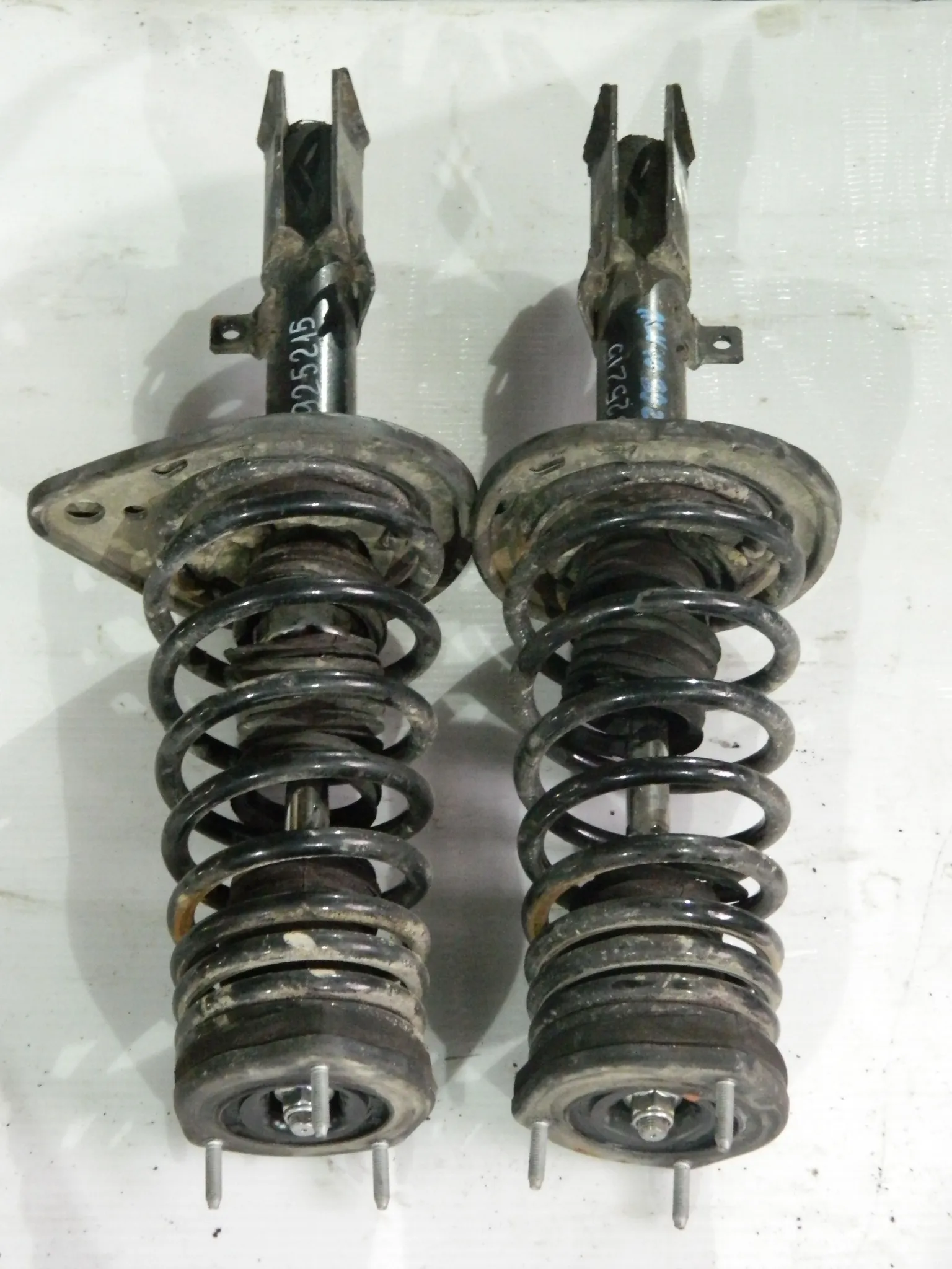 Стойка подвески TOYOTA CAMRY ACV40 Зад (пара) (Контрактный) 28925215