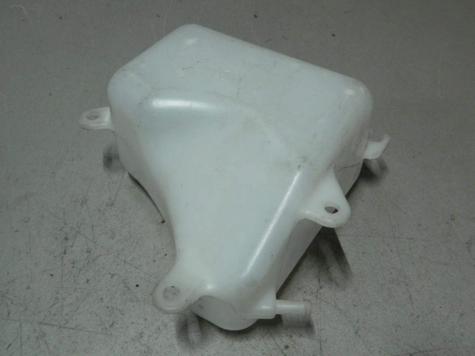 Бачок расширительный SUZUKI GRAND VITARA (Контрактный) 79591966