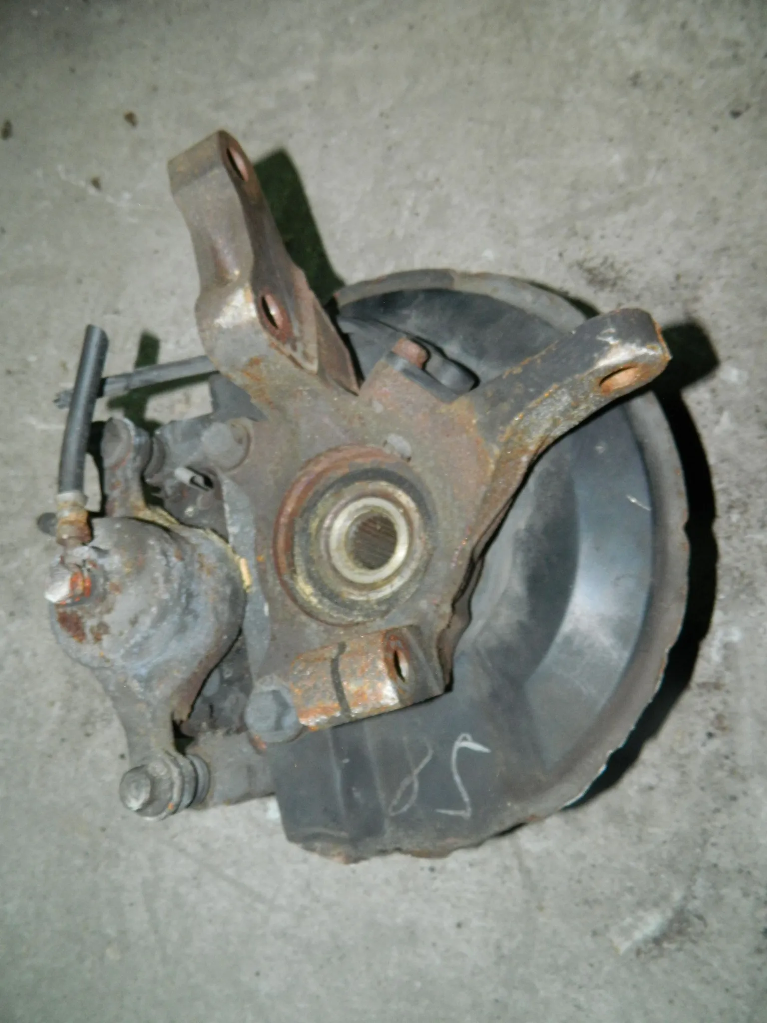 Ступица MITSUBISHI DINGO CQ2A Перед Прав (Контрактный) 79591261